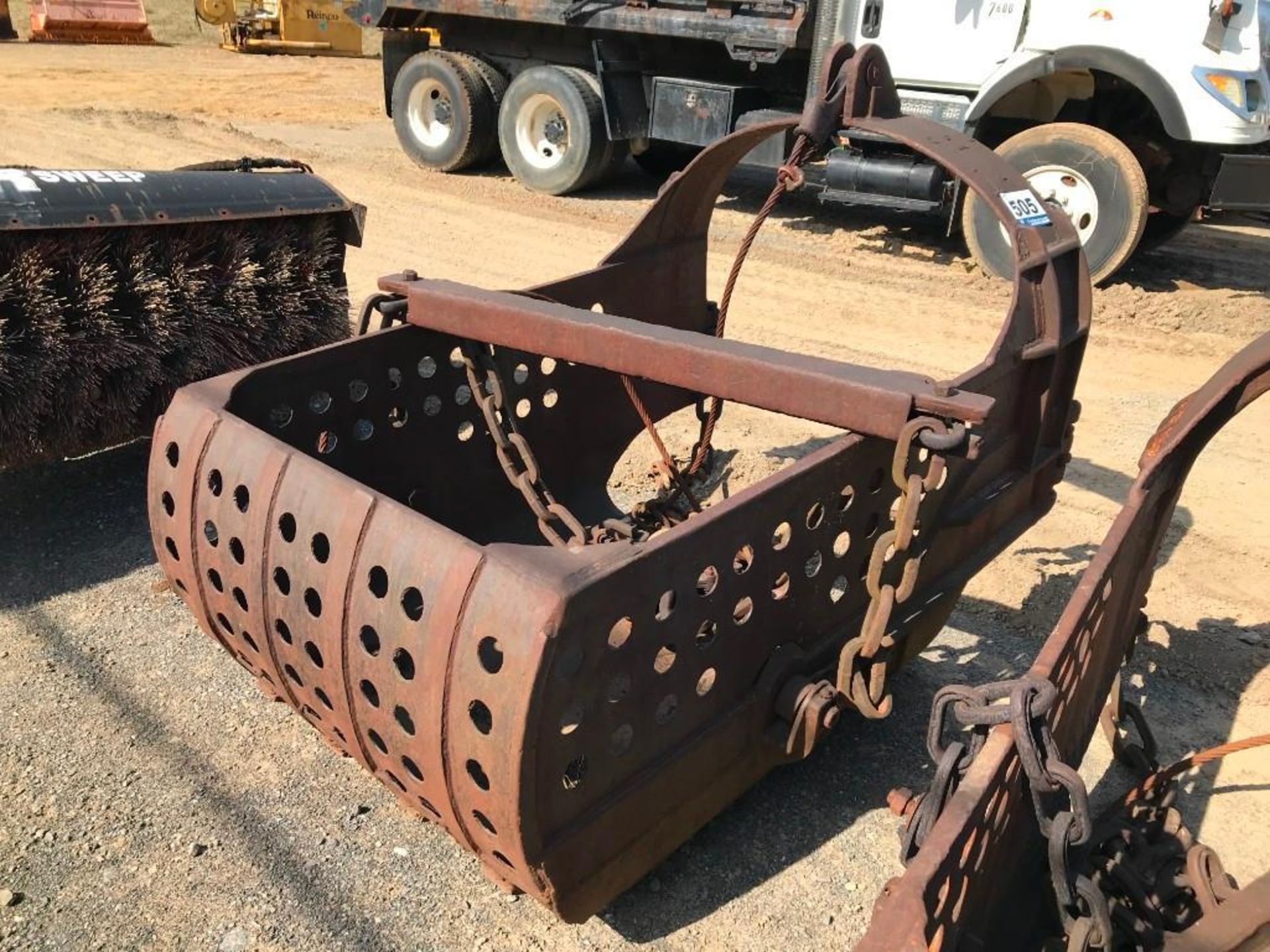 Hendrix 1.25 Cubic Yard Dragline Bucket - Image 7 of 16