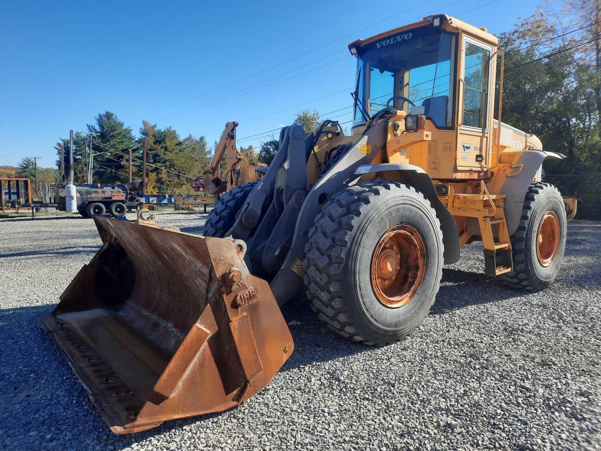 2004 Volvo L60E Wheel Loader