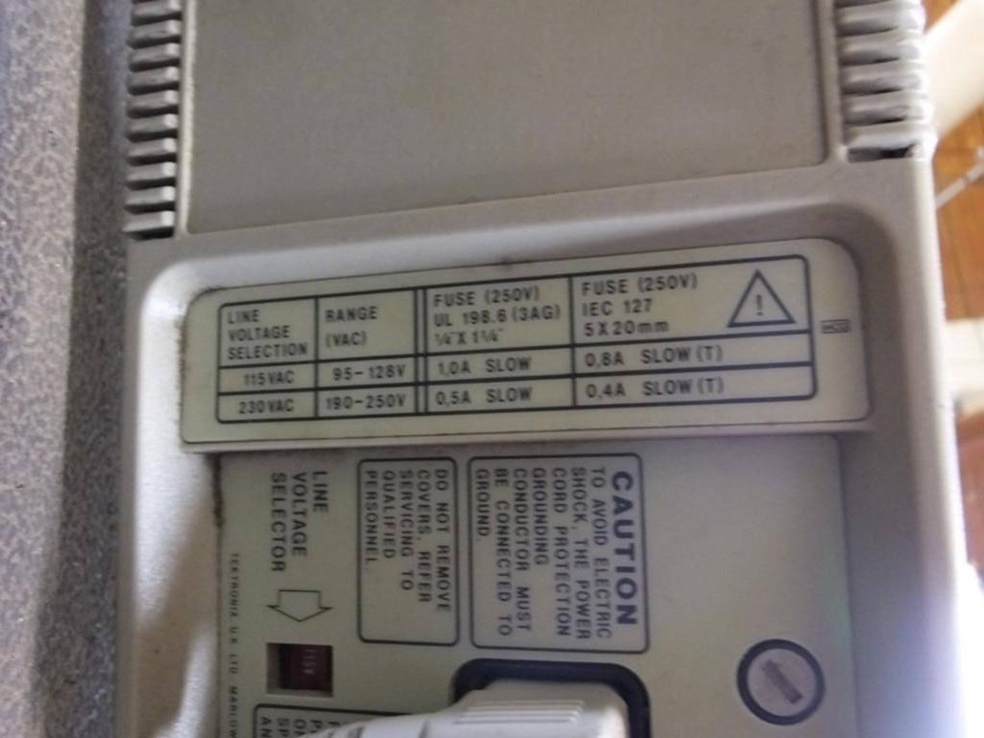 Textronix 2225 Oscilloscope - Image 3 of 3