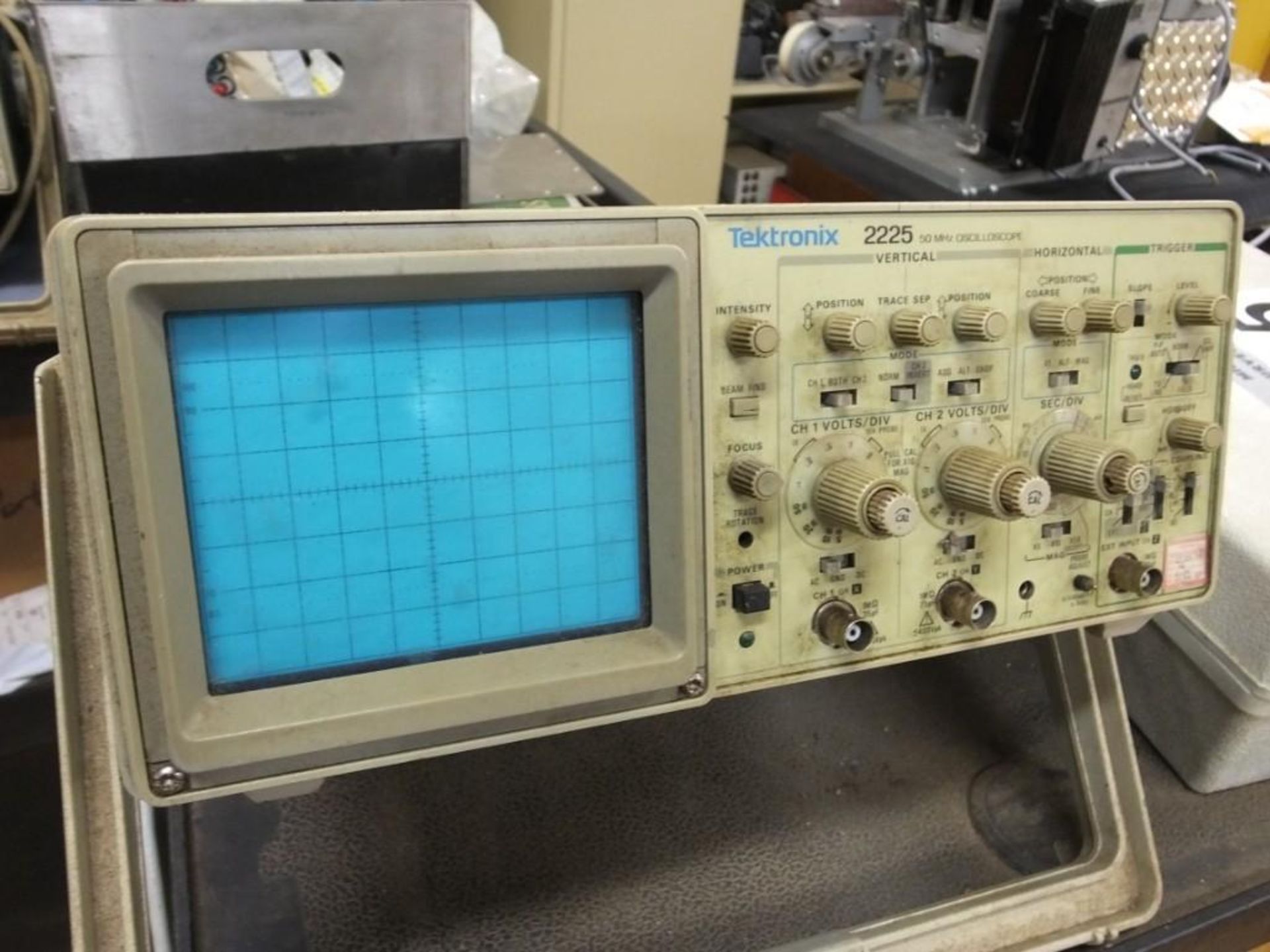 Textronix 2225 Oscilloscope