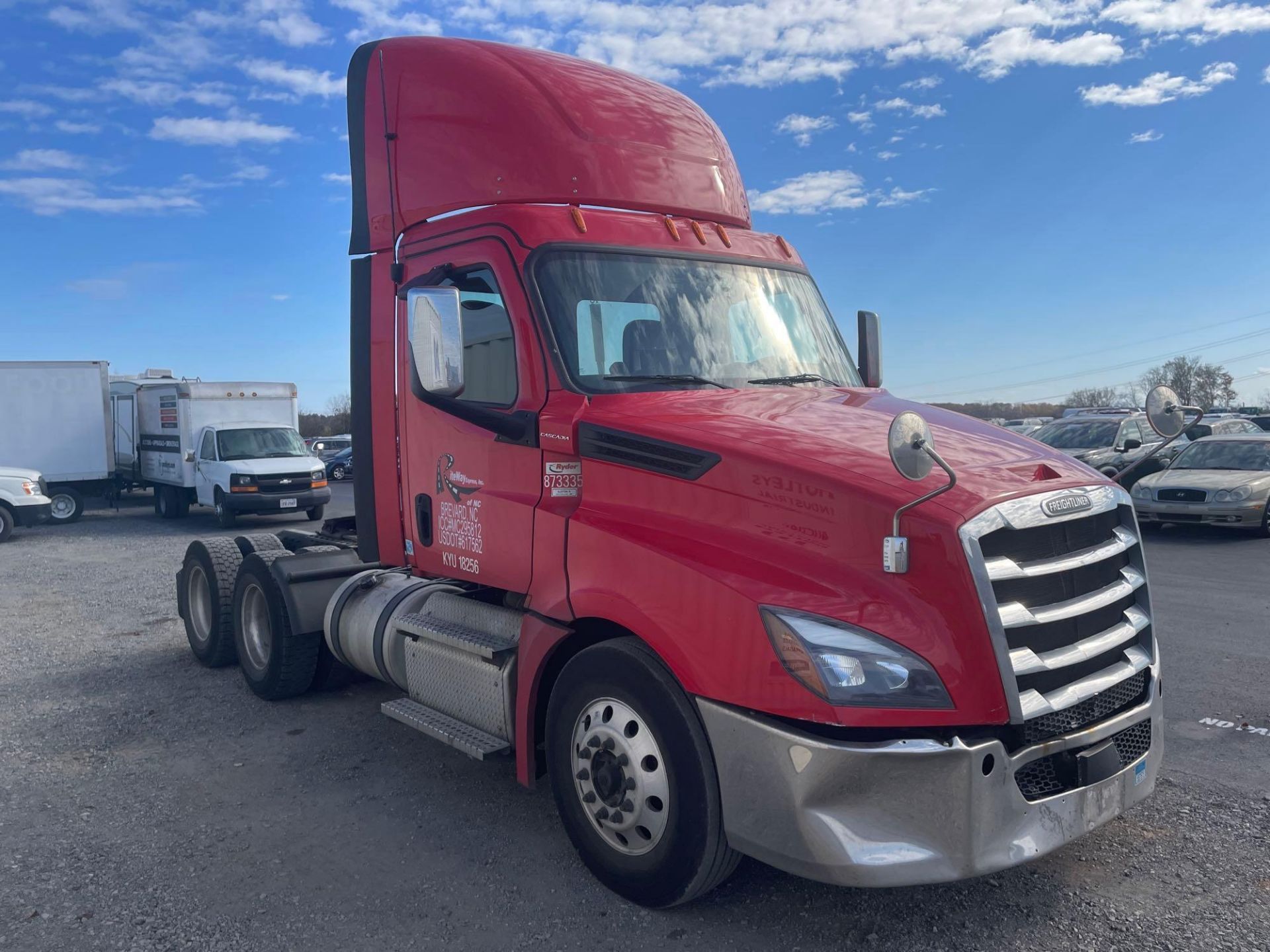 2020 Freightliner PX12664T Cascadia 126 T/A Day Cab Road Tractor - Image 4 of 39