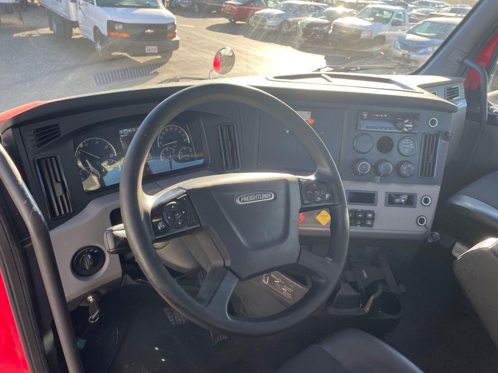 2020 Freightliner PX12664T Cascadia 126 T/A Day Cab Road Tractor - Image 7 of 26