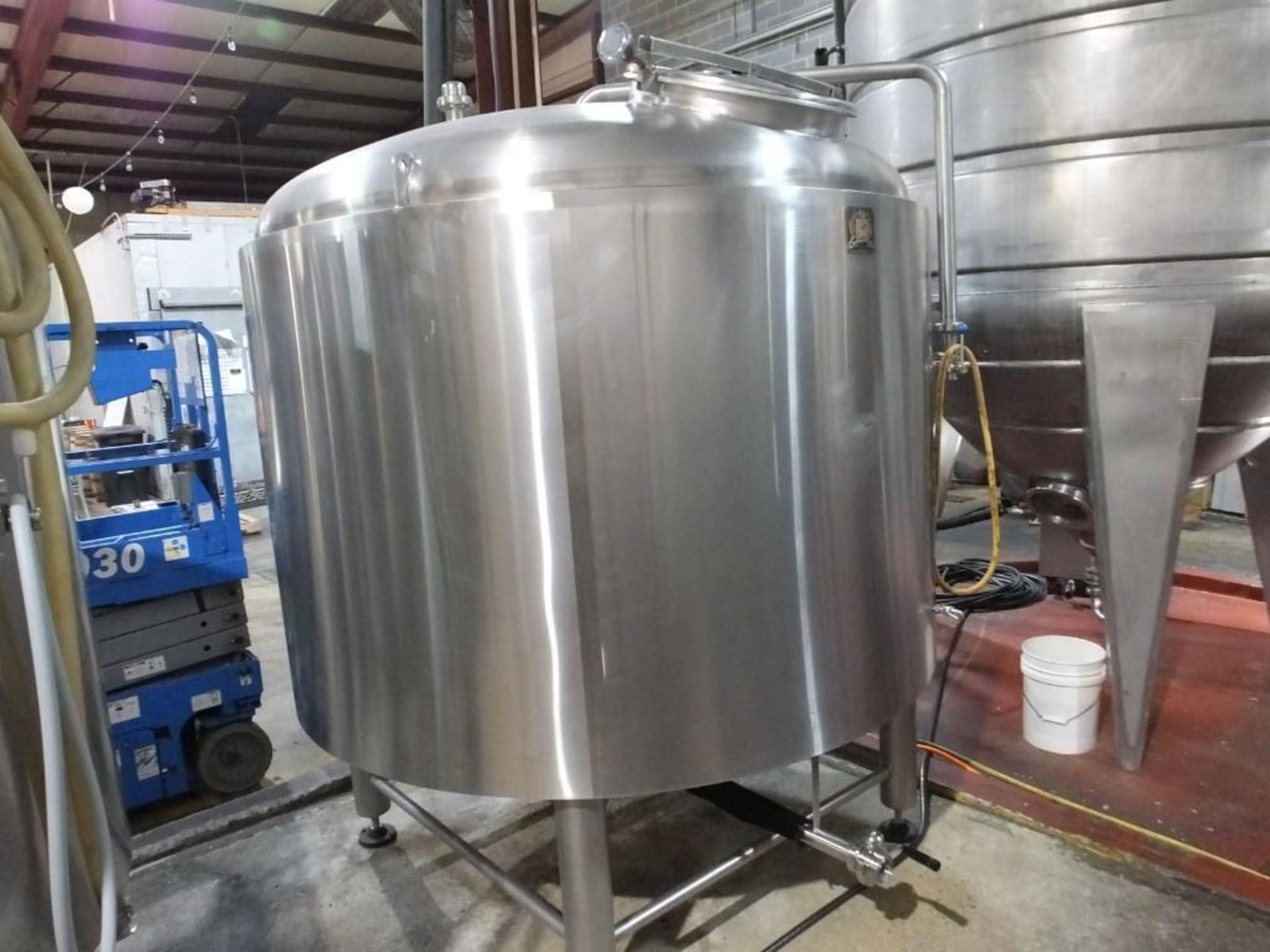 1996 NSI CFV25B FV06 25 BBL S/S Jacketed Fermentation Tank - Image 2 of 4