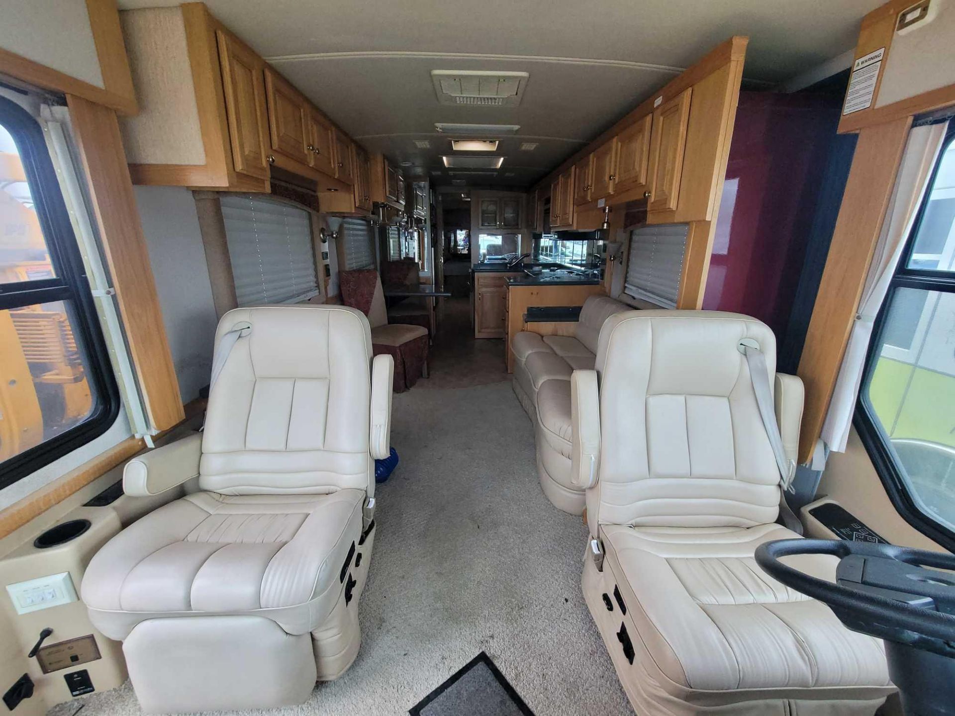 (SUBJECT TO OWNER CONFIRMATION) 2005 AirStream Land Yacht XL396 - Image 6 of 74