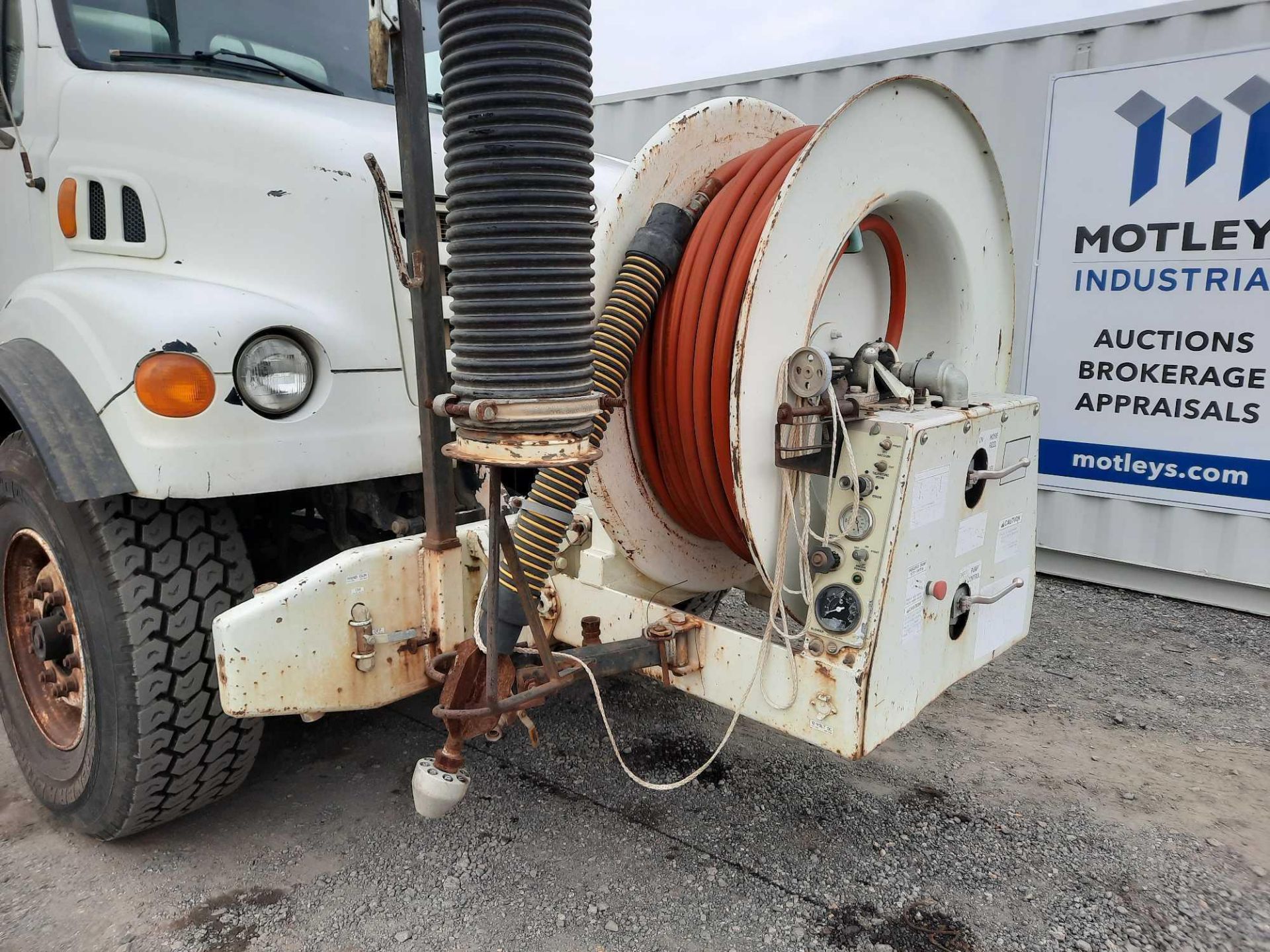 2004 Sterling LT7500 Vactor/Catch Basin Cleaner Truck - Image 17 of 22