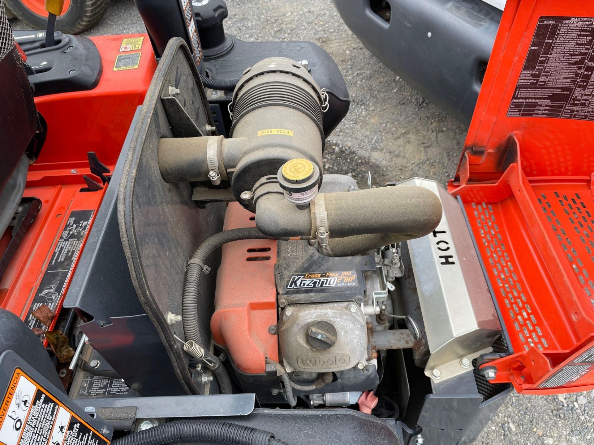 2011 Kubota ZG327 Zero Turn Mower - Image 9 of 17