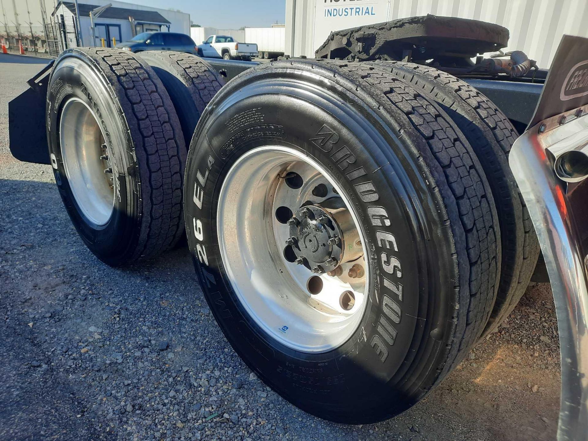 2019 Freightliner PX12664T Cascadia 126 T/A Sleeper Road Tractor - Image 9 of 30