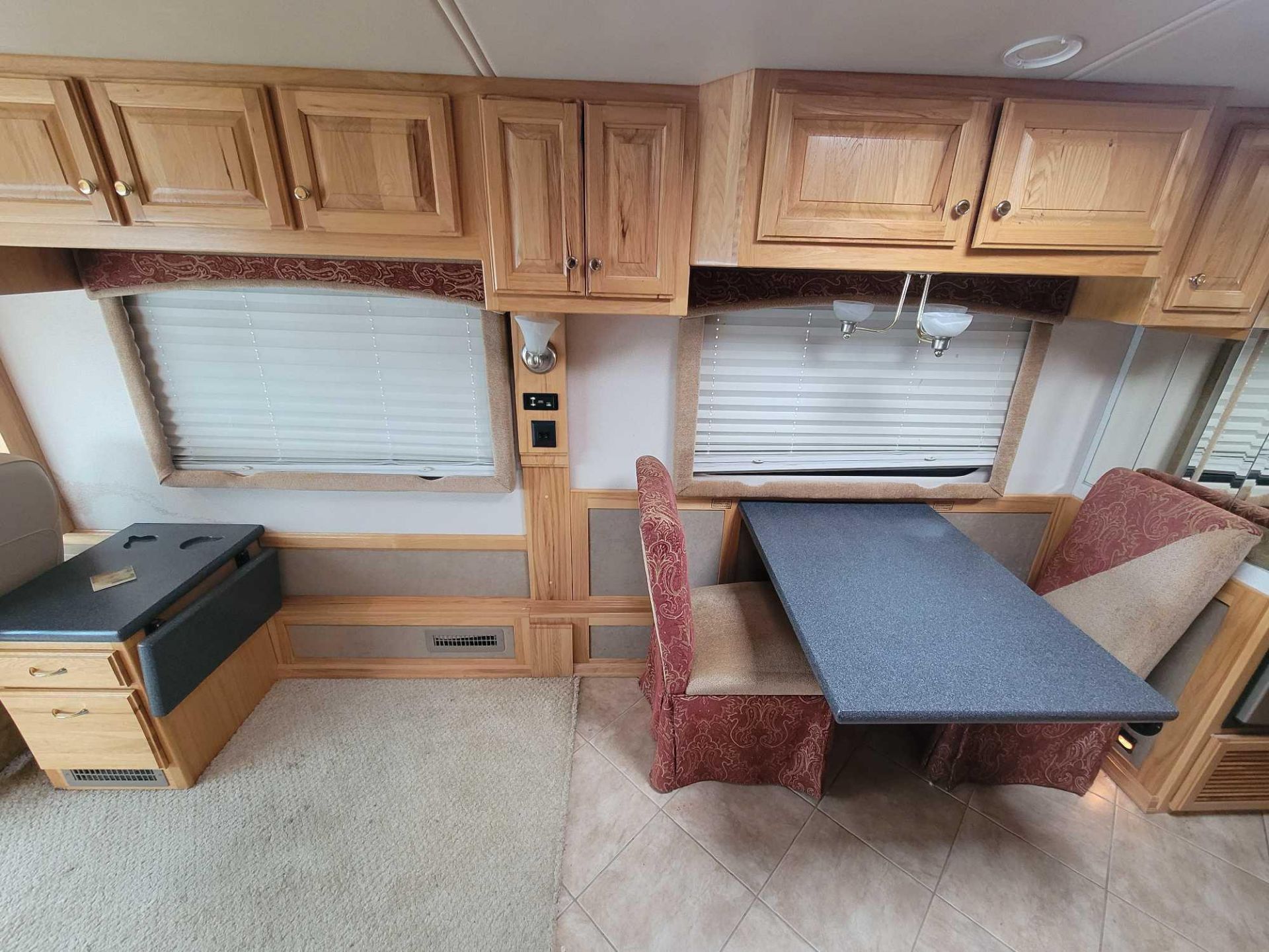 (SUBJECT TO OWNER CONFIRMATION) 2005 AirStream Land Yacht XL396 - Image 23 of 74
