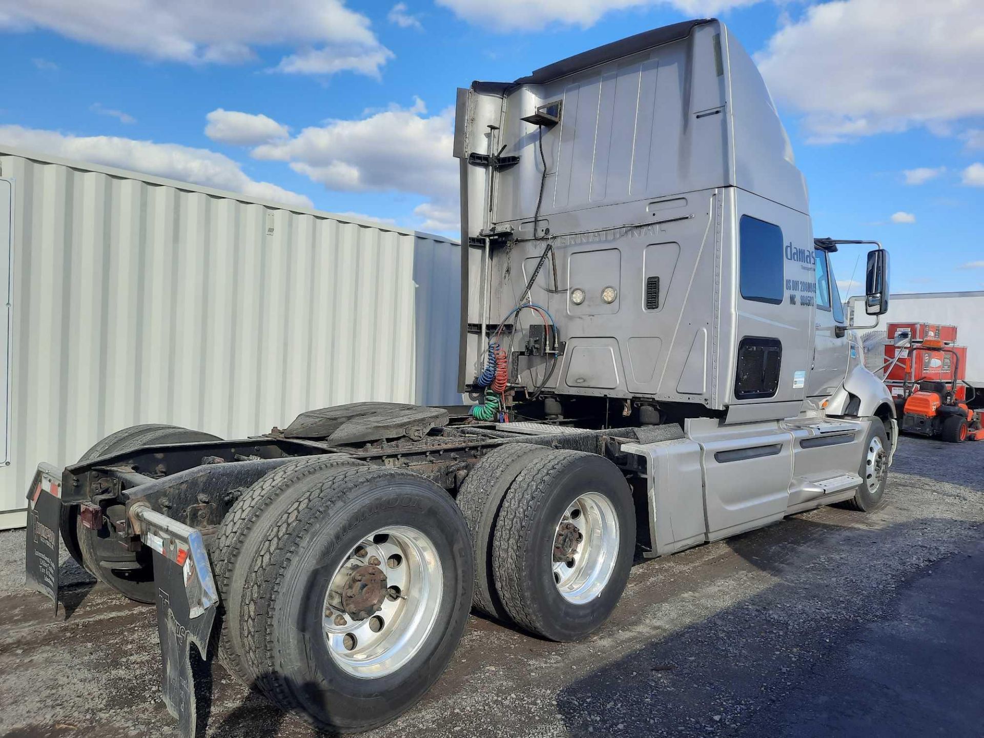 2012 International ProStar Sleeper Road Tractor - Image 2 of 32