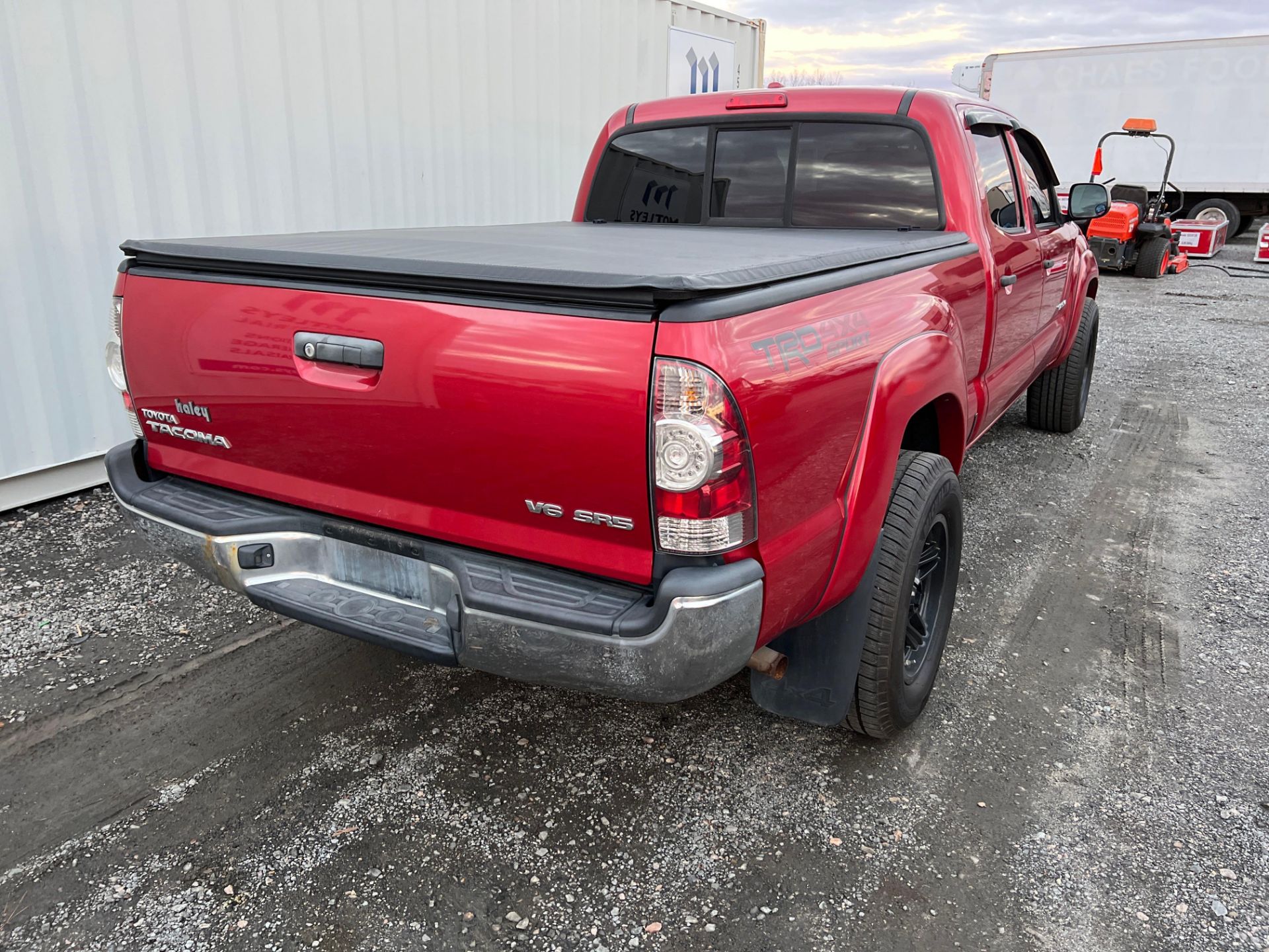 2009 Toyota Tacoma TRD Sport 4x4 Pickup Truck - Image 4 of 16