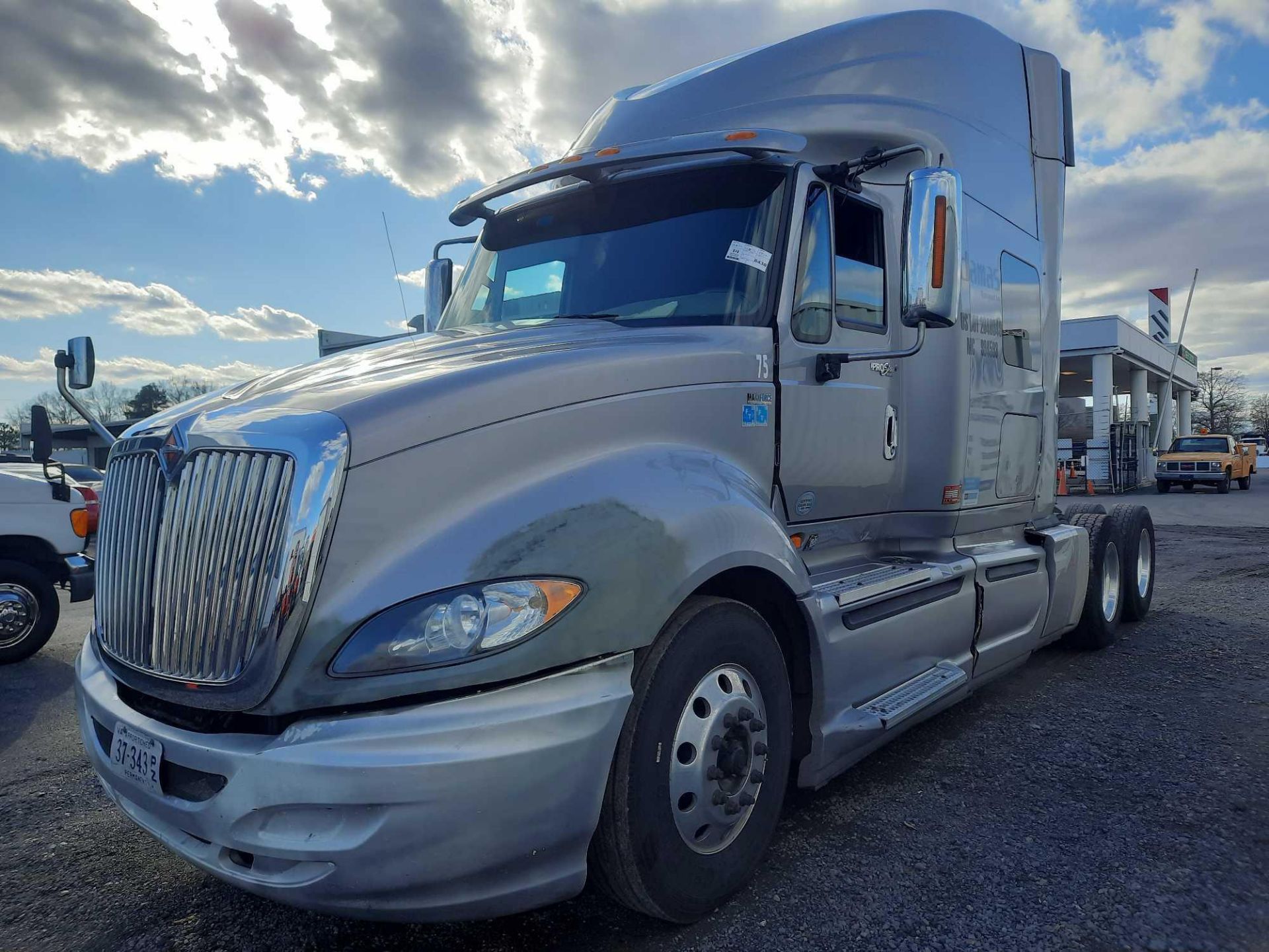 2012 International ProStar Sleeper Road Tractor - Image 4 of 32