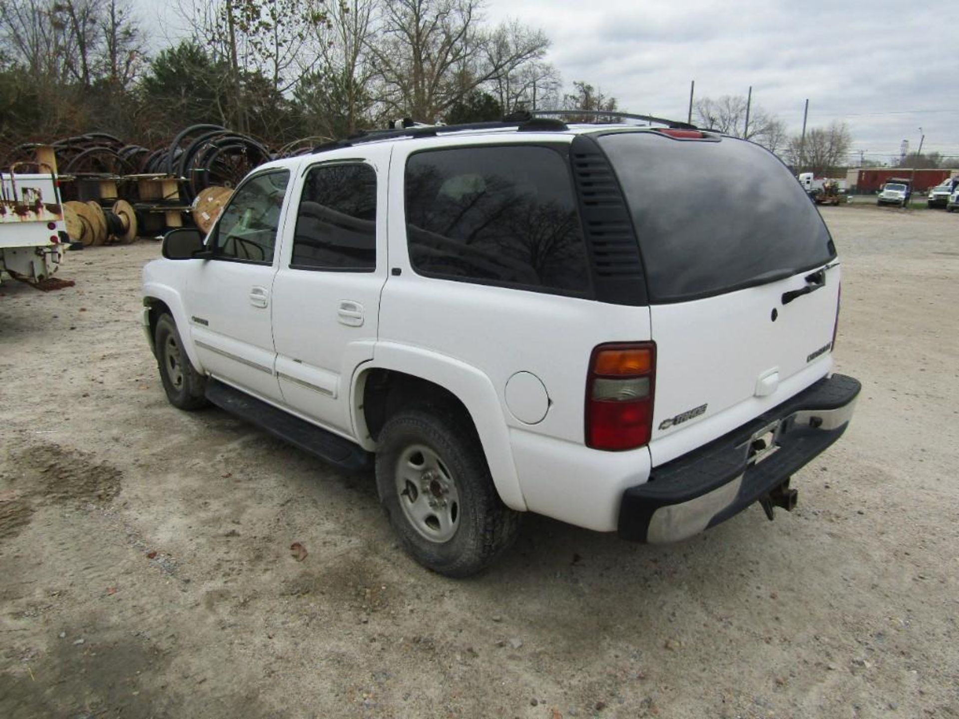 2002 Chevrolet Tahoe - Image 4 of 15