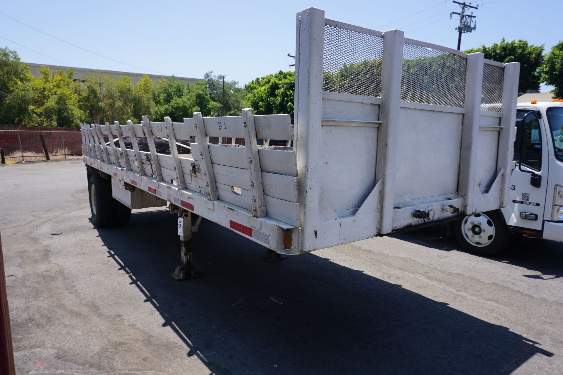 20' STAKE BED TRAILER