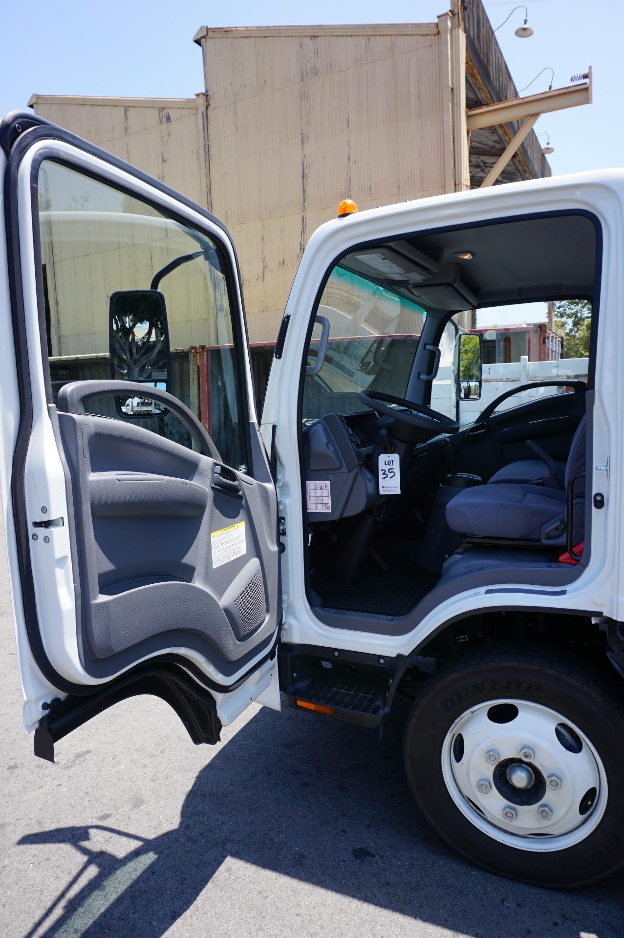 LOW MILEAGE! 2020 ISUZU NQR STAKE BED, MAXON TUK-A-WAY LIFT GATE, WEIGHT CLASS B, 5.2L TURBO DIESEL, - Image 8 of 12