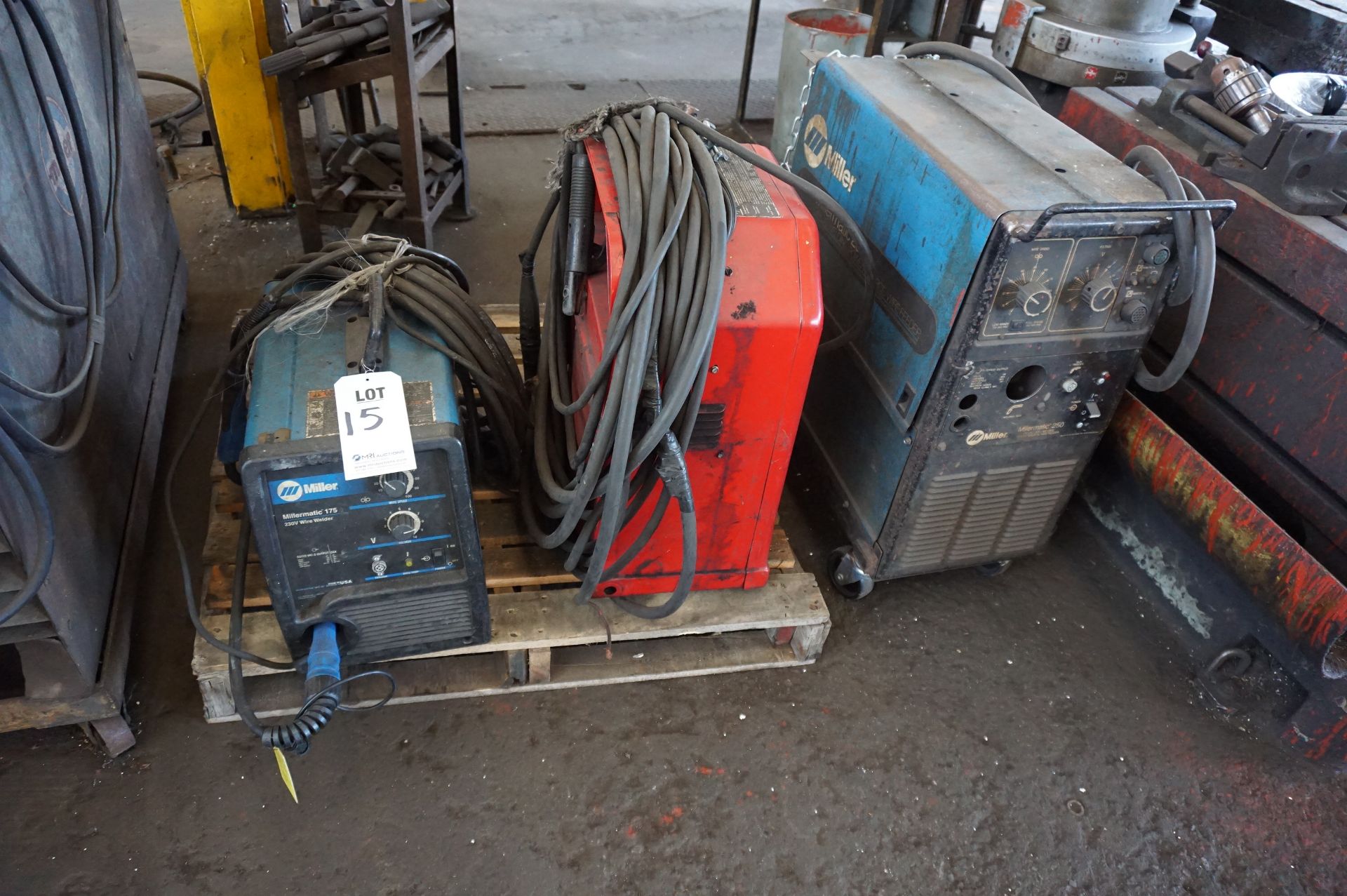 LOT TO INCLUDE: (1) MILLER MILLERMATIC 175 WIRE WELDER, (1) LINCOLN AC/DC ARC WELDER, (1) - Image 6 of 6