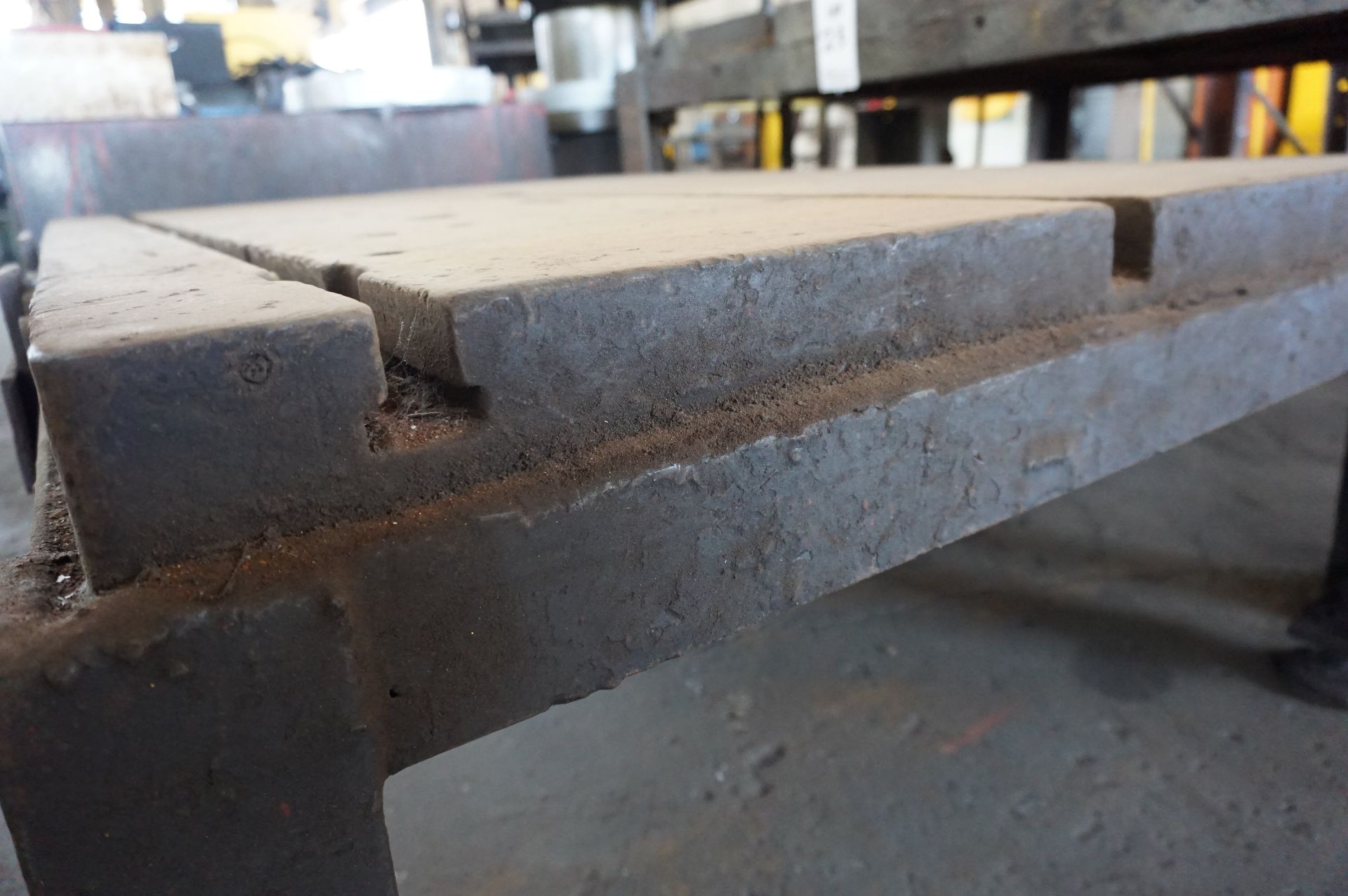 STEEL T-SLOT TABLE, DIMENSIONS 60" X 40" X 21" - Image 3 of 3