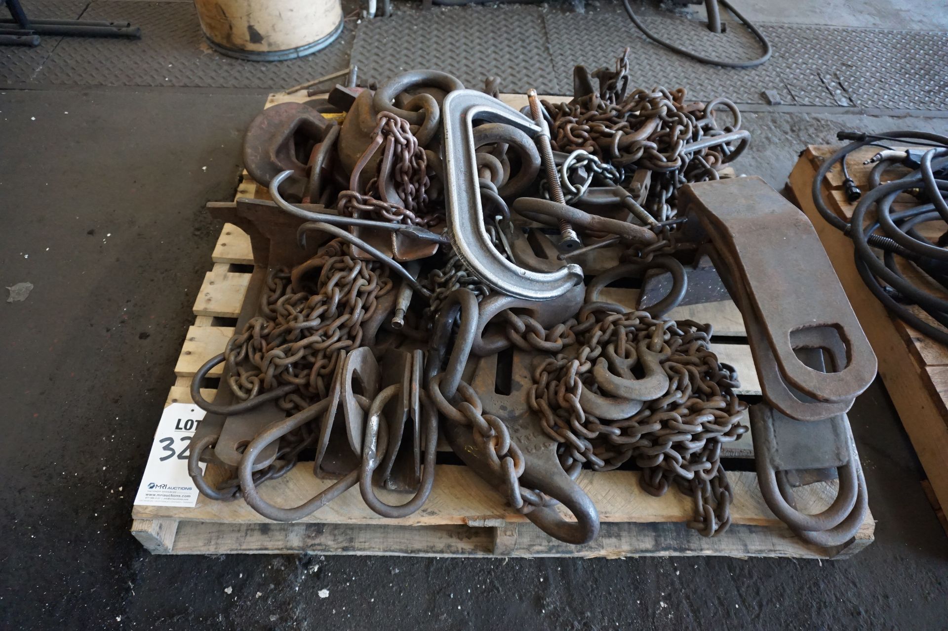 PALLET OF MISC. CHAINS, C-CLAMPS, AND FIXTURES