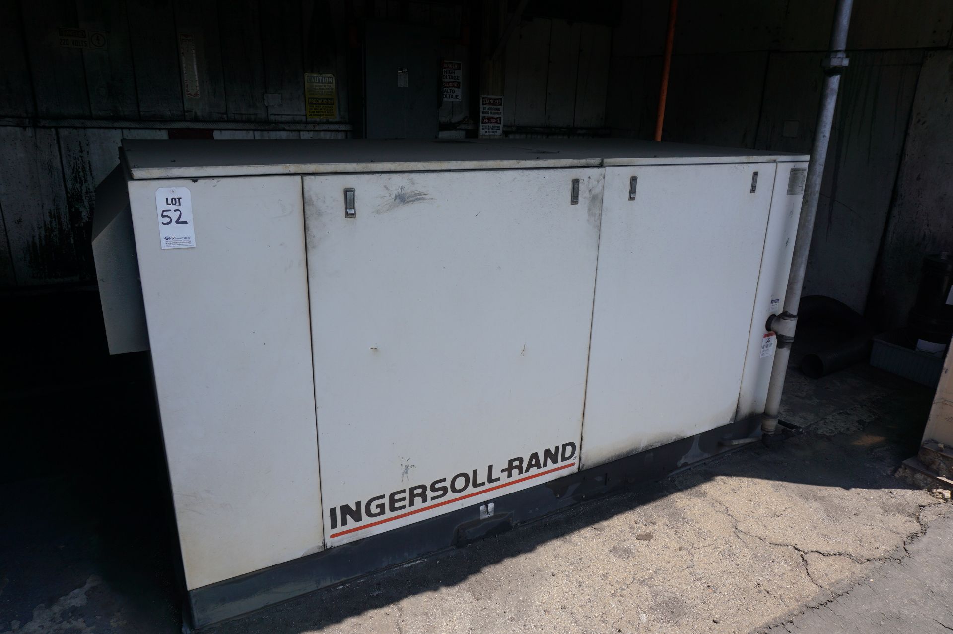 INGERSOLL-RAND AIR COMPRESSOR MODEL SSR-EP75 WITH INTELLISYS CONTROL, 75 HP
