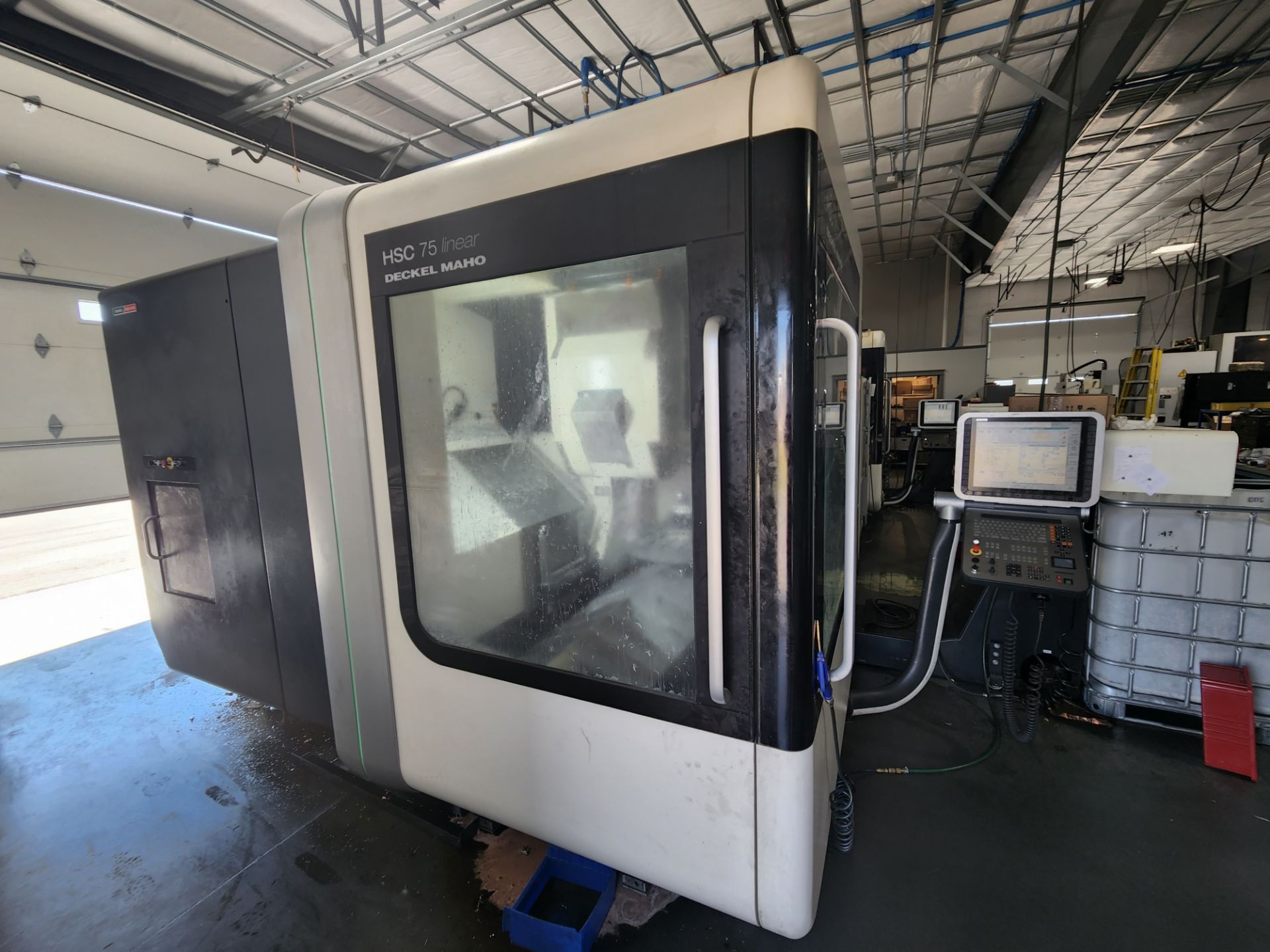 2012 DMG MORI SEIKI HSC 75 LINEAR,  34.8 X 23.6 X 23.6,  -10 TO PLS 110 DEGREES,  28000 RPM, HSK - Image 2 of 10