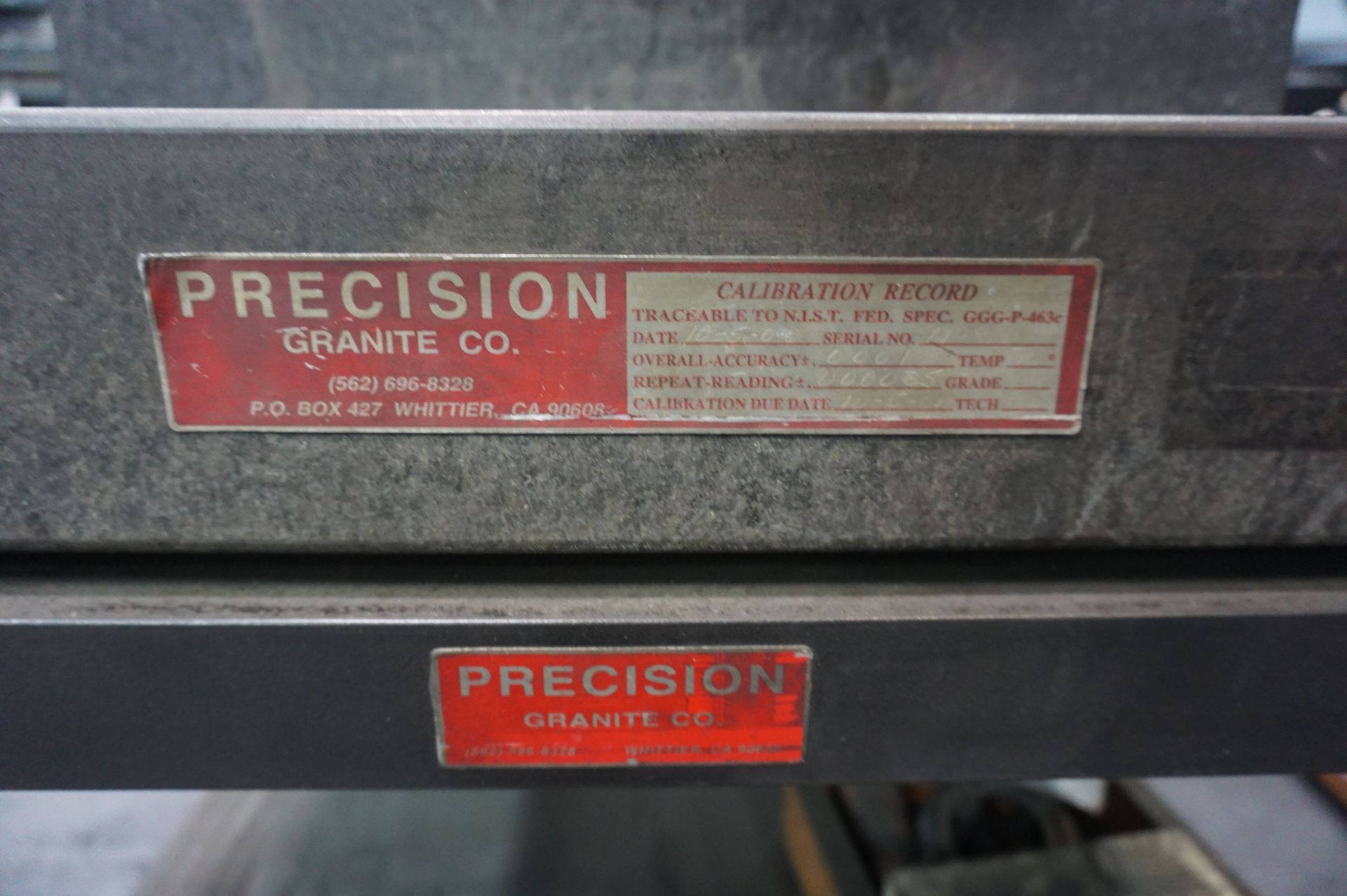 PRECISION GRANITE SURFACE PLATE WITH ROLLING STEEL CART, DIMENSIONS 36" X 24" - Image 4 of 4