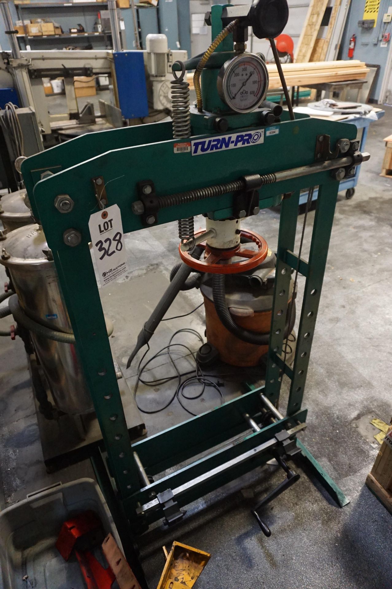 ENCO TURN PRO HYDRAULIC PRESS WITH PRESSURE GAUGE