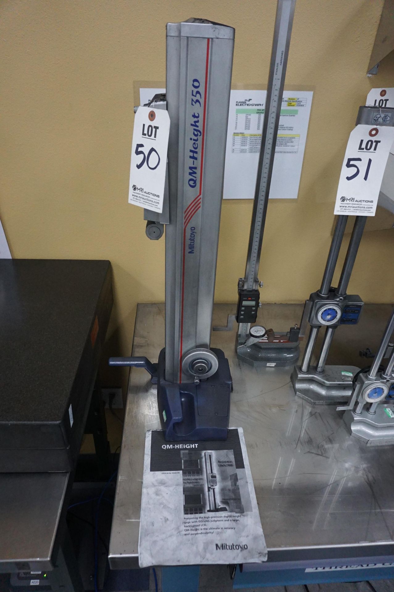 MITUTOYO QM-HEIGHT 350 DIGITAL HEIGHT GAGE *PLEASE NOTE: DIGITAL READOUT DOESN'T TURN ON* - Image 2 of 3