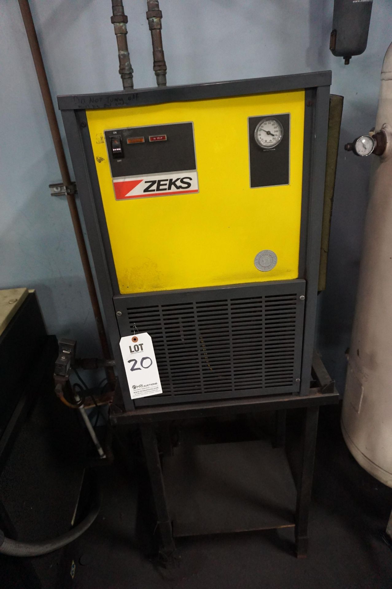 ZEKS AIR DRYER MODEL 100HSBA100, S/N 72533-3