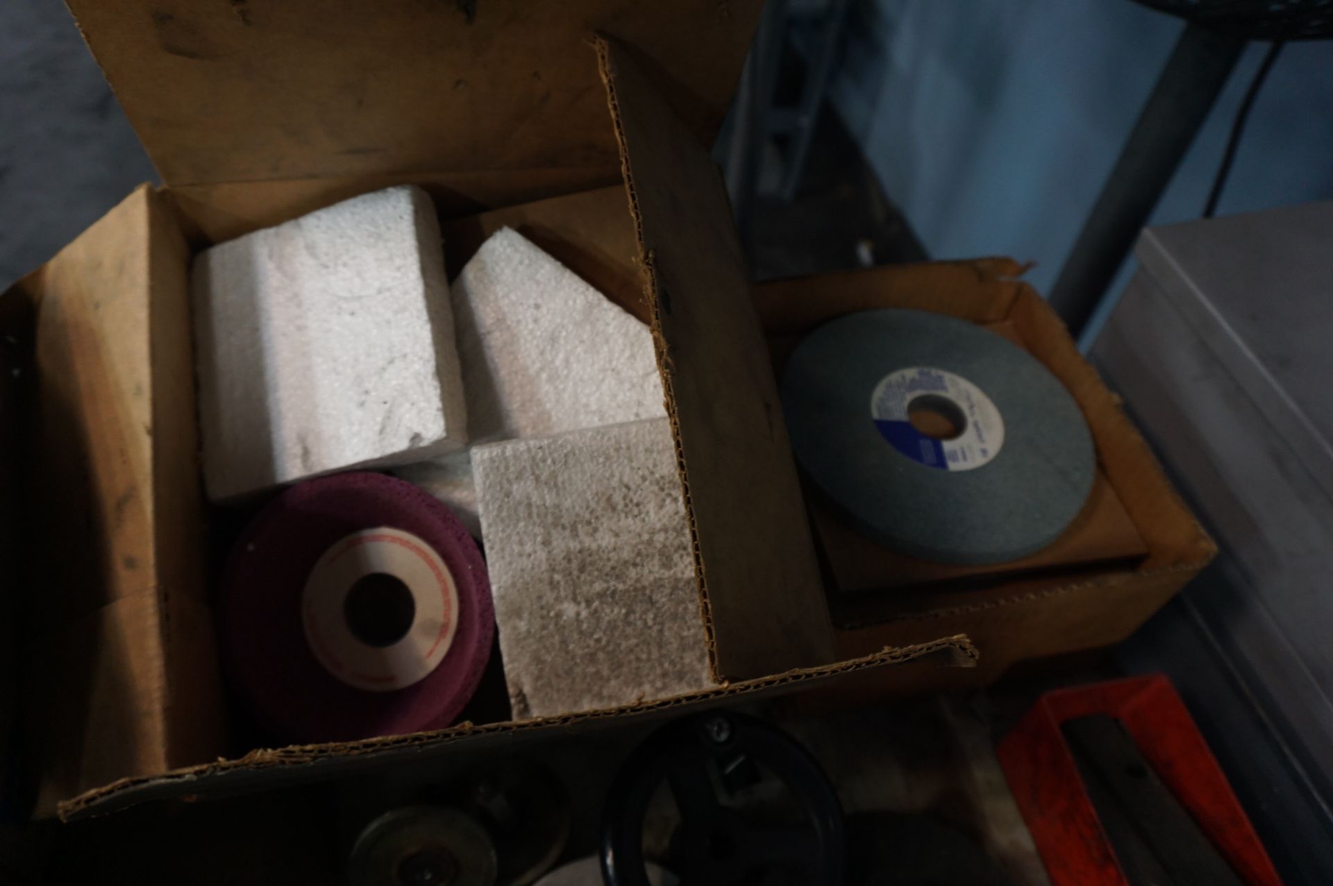 GRINDING SUPPORT LOT TO INCLUDE: VARIED SIZES OF NORTON GRINDING WHEELS - Image 2 of 5