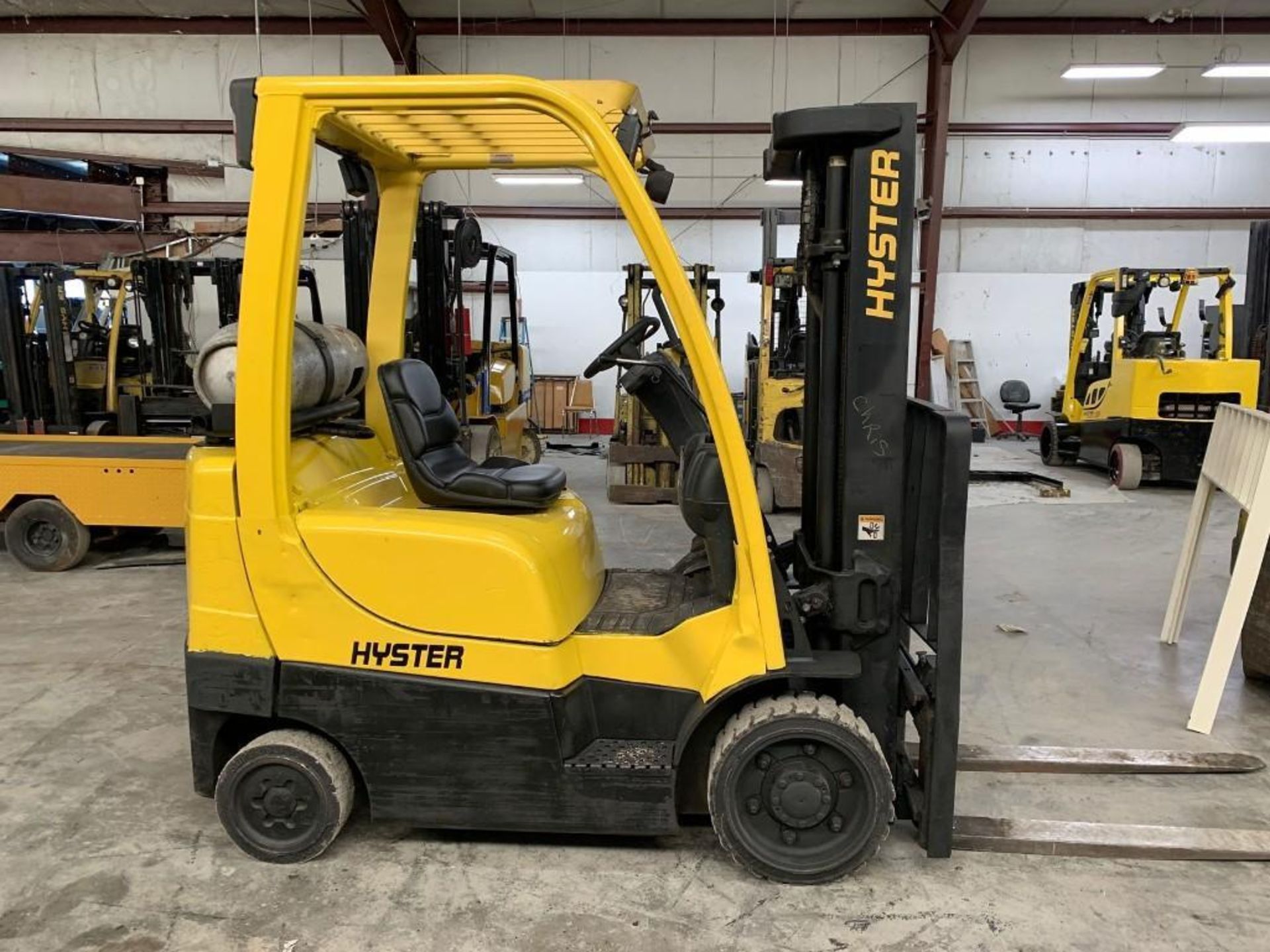 2008 HYSTER 5,000-lb. CAPACITY FORKLIFT, MODEL: S50FT, SN: F187V11402F, LPG, LEVER SHIFT TRANSMISSIO - Image 3 of 6