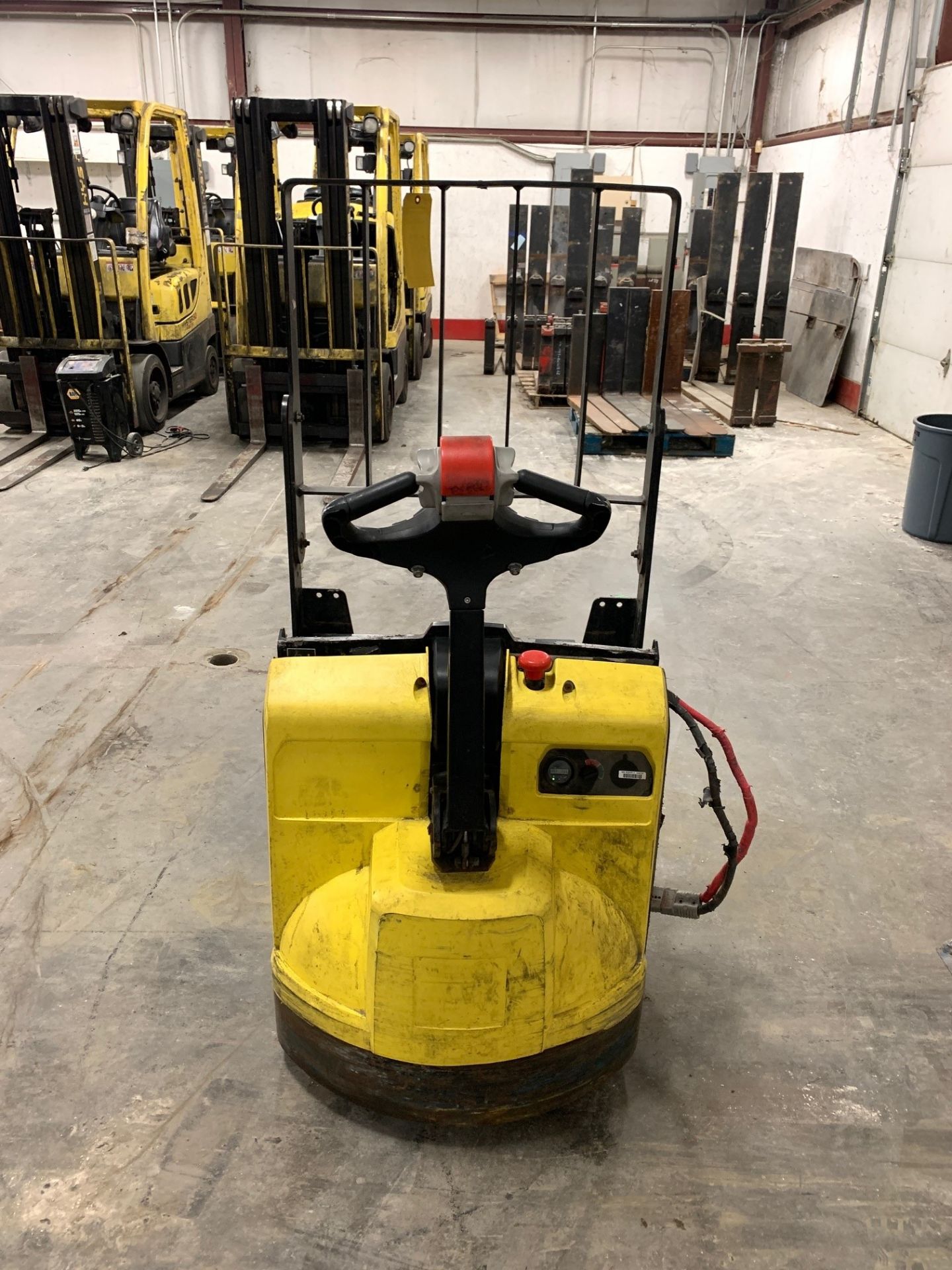 2015 HYSTER 4,500-LB. CAPACITY ELECTRIC PALLET JACK, MODEL: W45Z-HD, S/N: A419N03614N, 24V, 1,279 HO - Image 4 of 6