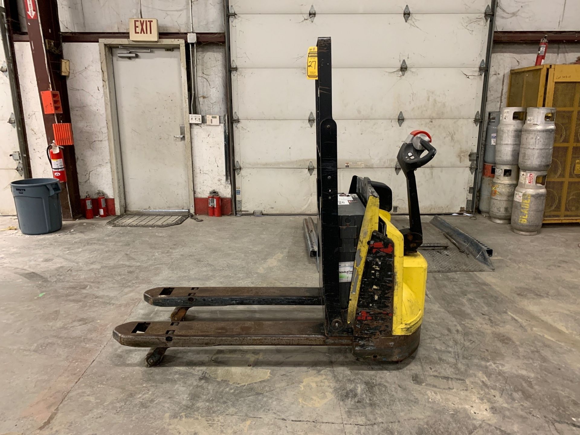 2015 HYSTER 4,500-LB. CAPACITY ELECTRIC PALLET JACK, MODEL: W45Z-HD, S/N: A419N03614N, 24V, 1,279 HO - Image 5 of 6