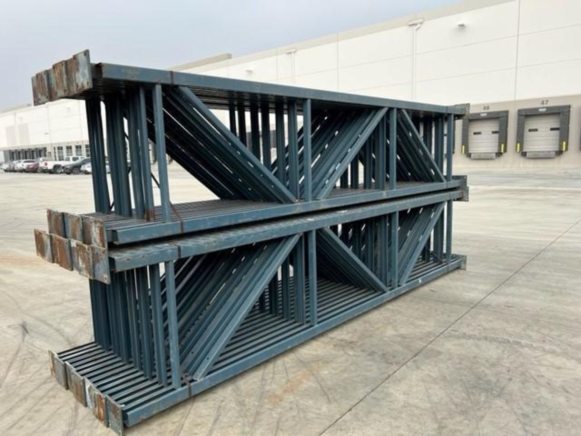 (117X) T-BOLT STYLE UPRIGHTS, 36'' D X 168'' H, COLUMN SIZE: 3X3, GAUGE: GNA, BASE PLATE: 7X7, COLOR