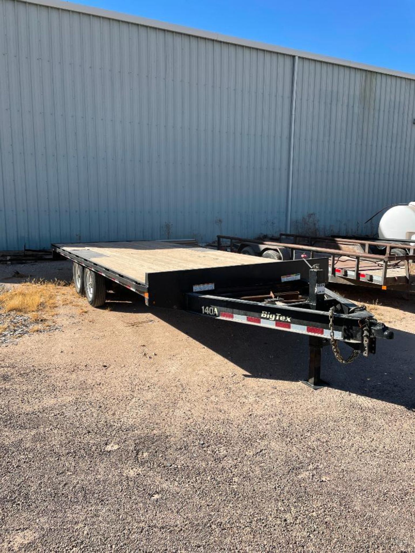 2017 BIG TEX 140A DECK OVER BUMPER PULL TRAILER, DUAL SINGLE AXLE, 8' X 20', 14,000 LB. CAP., VIN 16