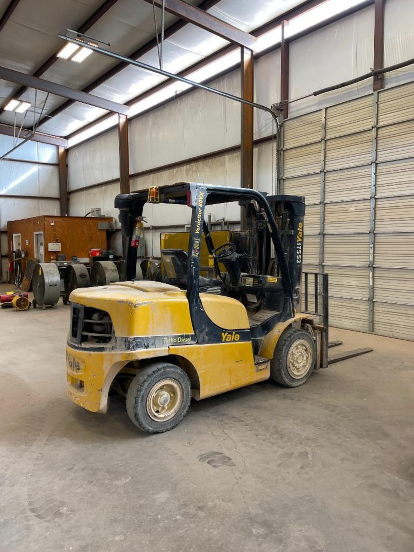 2013 YALE ALL TERRAIN FORKLIFT, 7,000 LB. CAP., 3-STAGE MAST, 5' FORKS, FORK POSITIONERS, SIDESHIFT, - Image 3 of 5