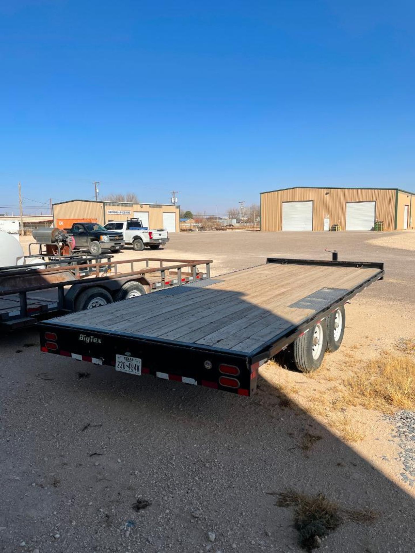 2017 BIG TEX 140A DECK OVER BUMPER PULL TRAILER, DUAL SINGLE AXLE, 8' X 20', 14,000 LB. CAP., VIN 16 - Image 3 of 4