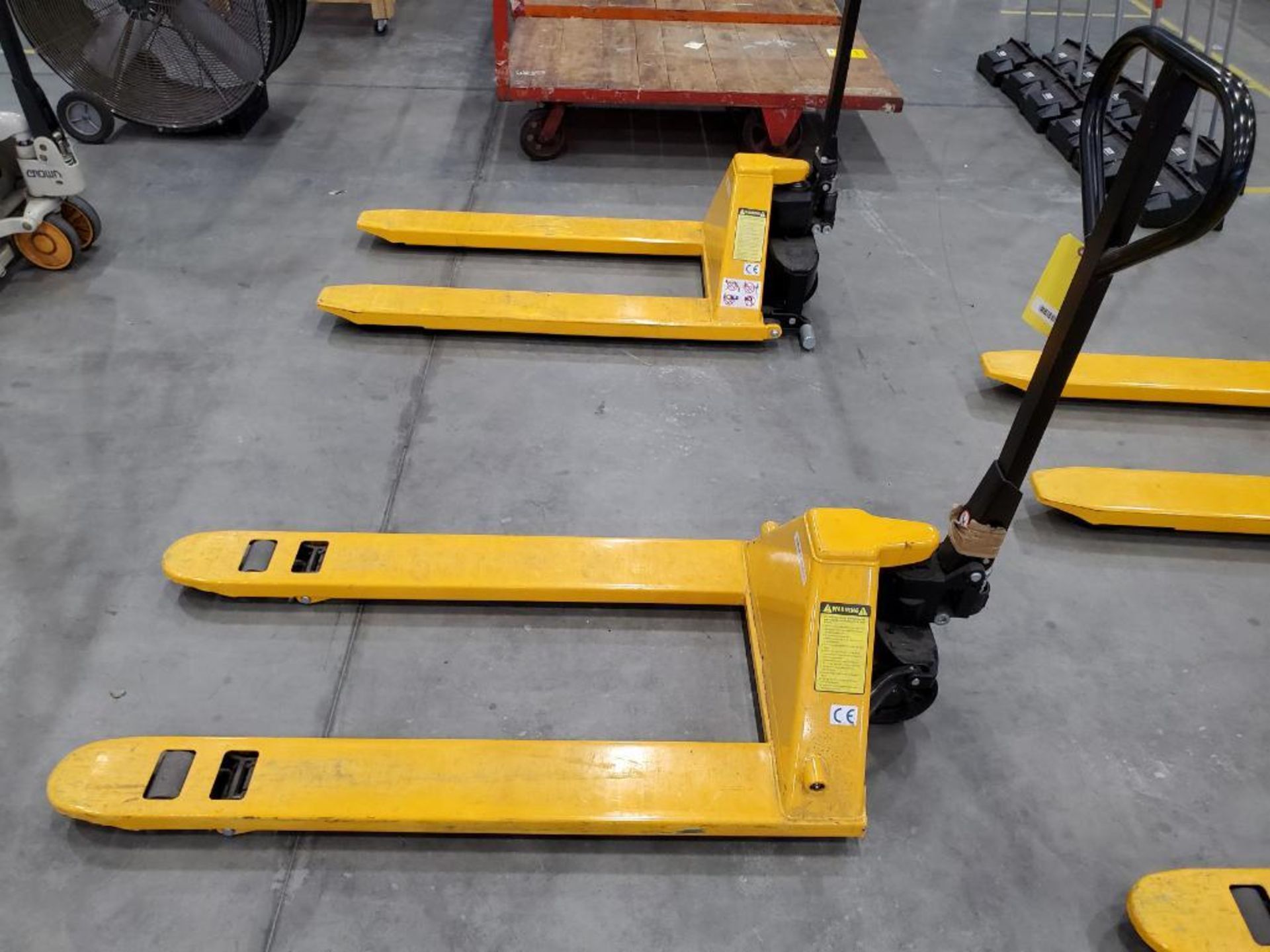 ULINE 5,500 LB. HYDRAULIC PALLET JACK, MODEL H-1043, 48" FORKS