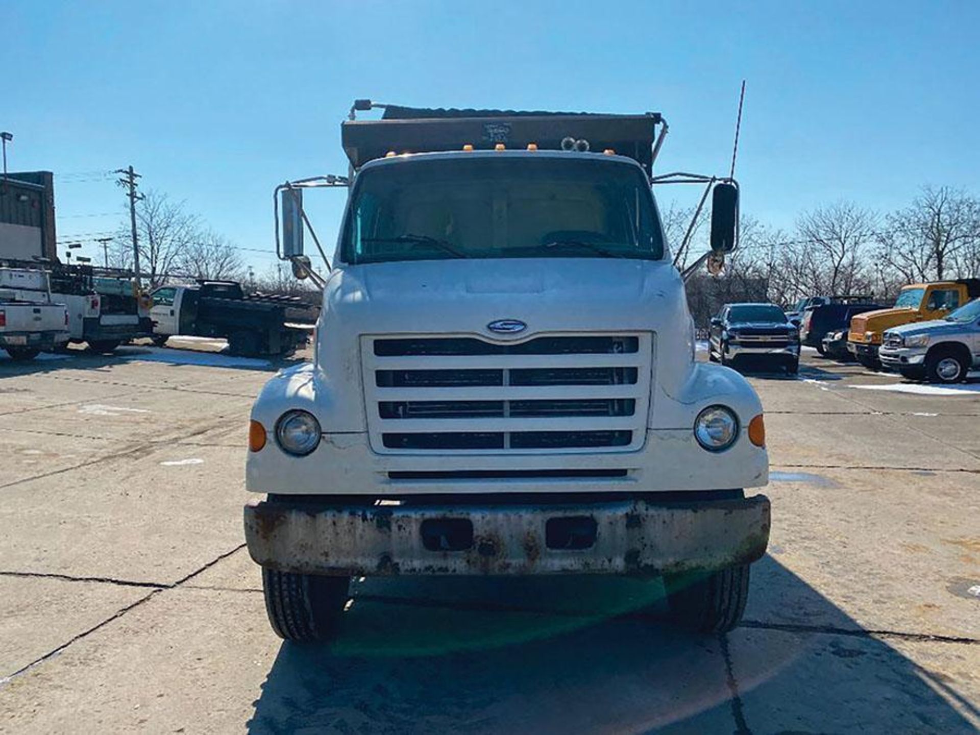 1999 STERLING S/A DUMP TRUCK, VIN 2FZHRJAA2XAB44904, 6-SPEED MANUAL TRANSMISSION, MUNCIE PTO W/OX BO - Image 3 of 30