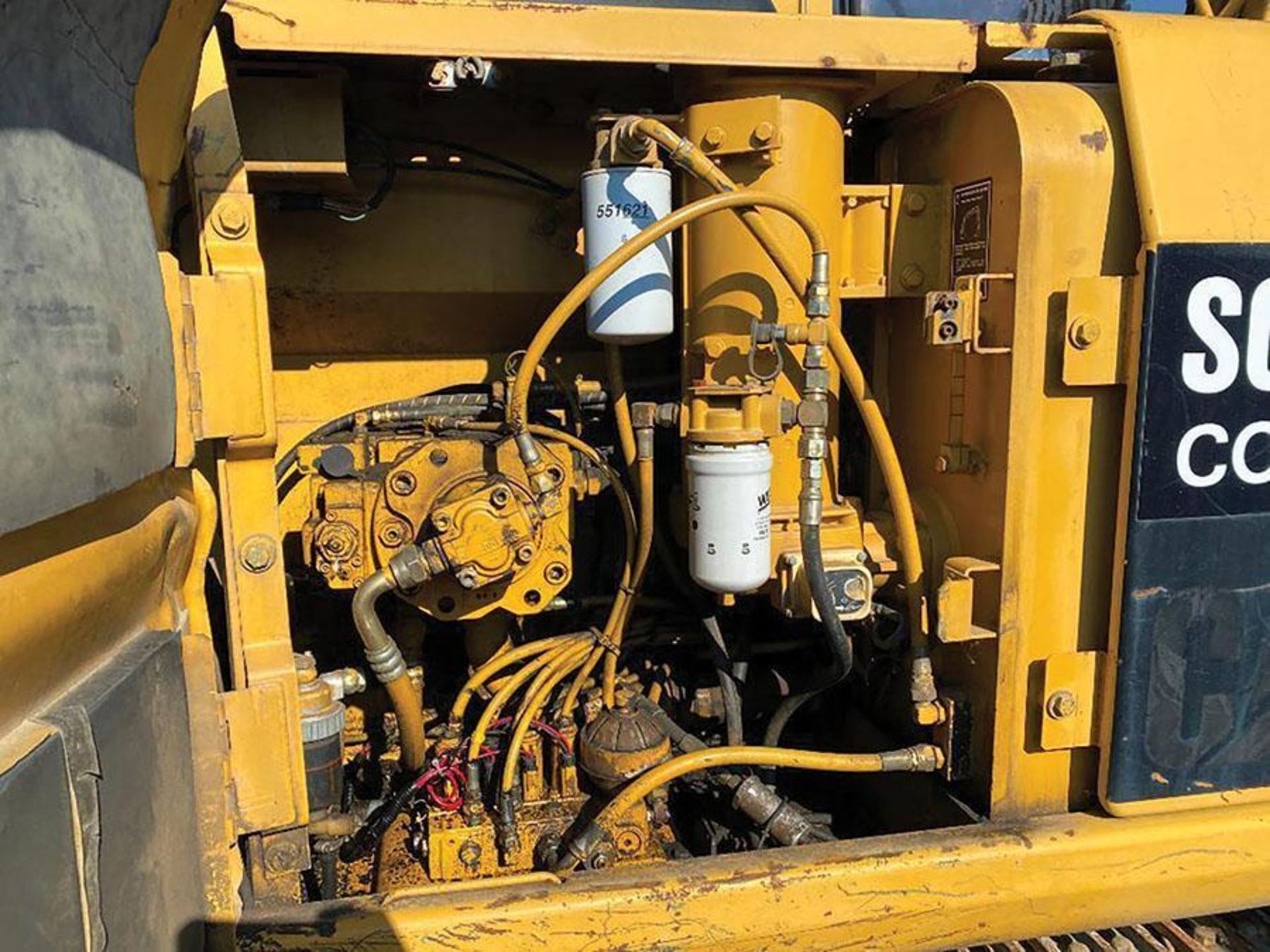 1997 CATERPILLAR 312BL EXCAVATOR, S/N 8JR00352, ENCLOSED CAB, BOOM 15:3" ONE PIECE, 2' BUCKET, 27-1/ - Image 19 of 31