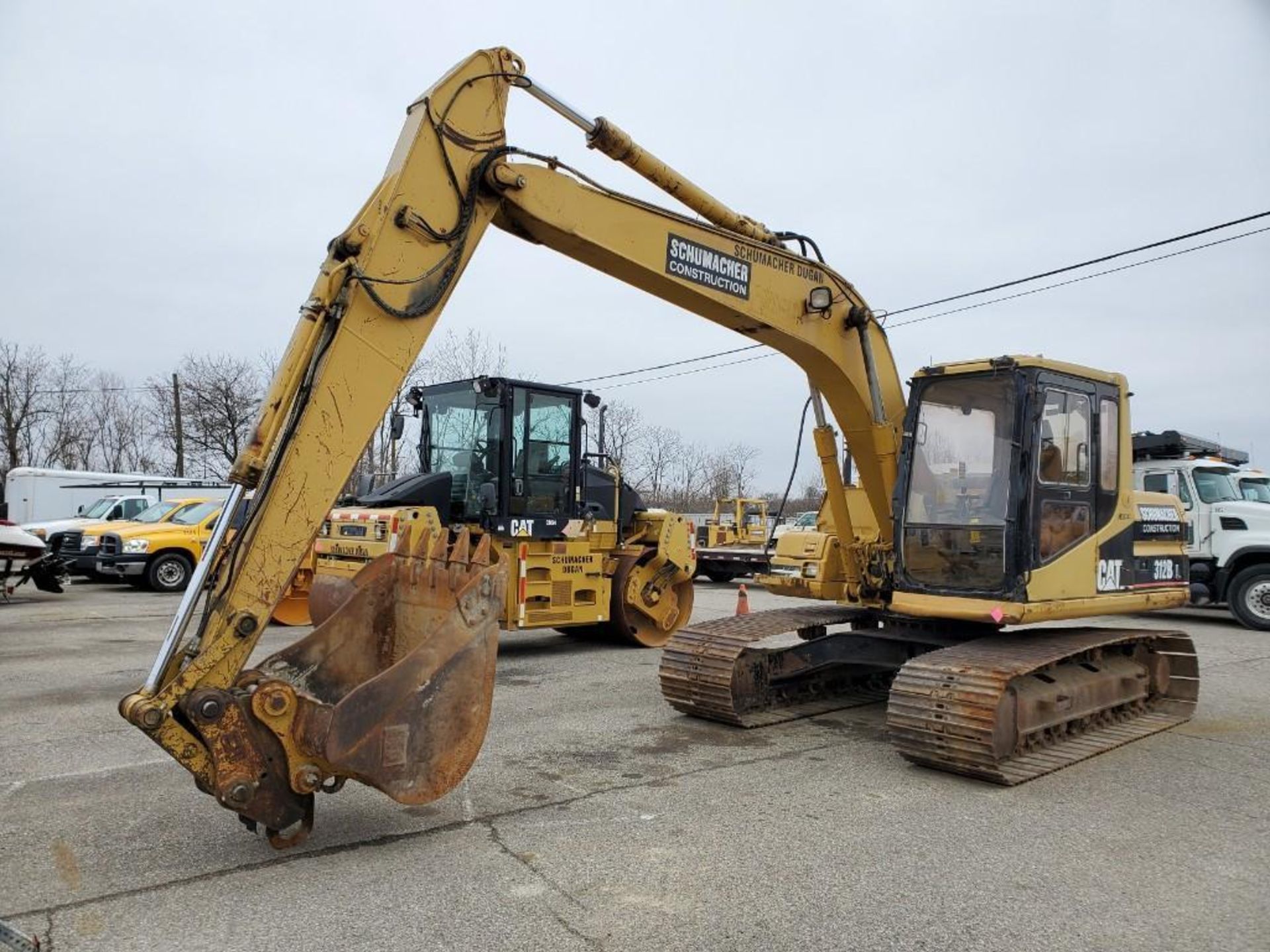 1997 CATERPILLAR 312BL EXCAVATOR, S/N 8JR00352, ENCLOSED CAB, BOOM 15:3" ONE PIECE, 2' BUCKET, 27-1/ - Image 2 of 31