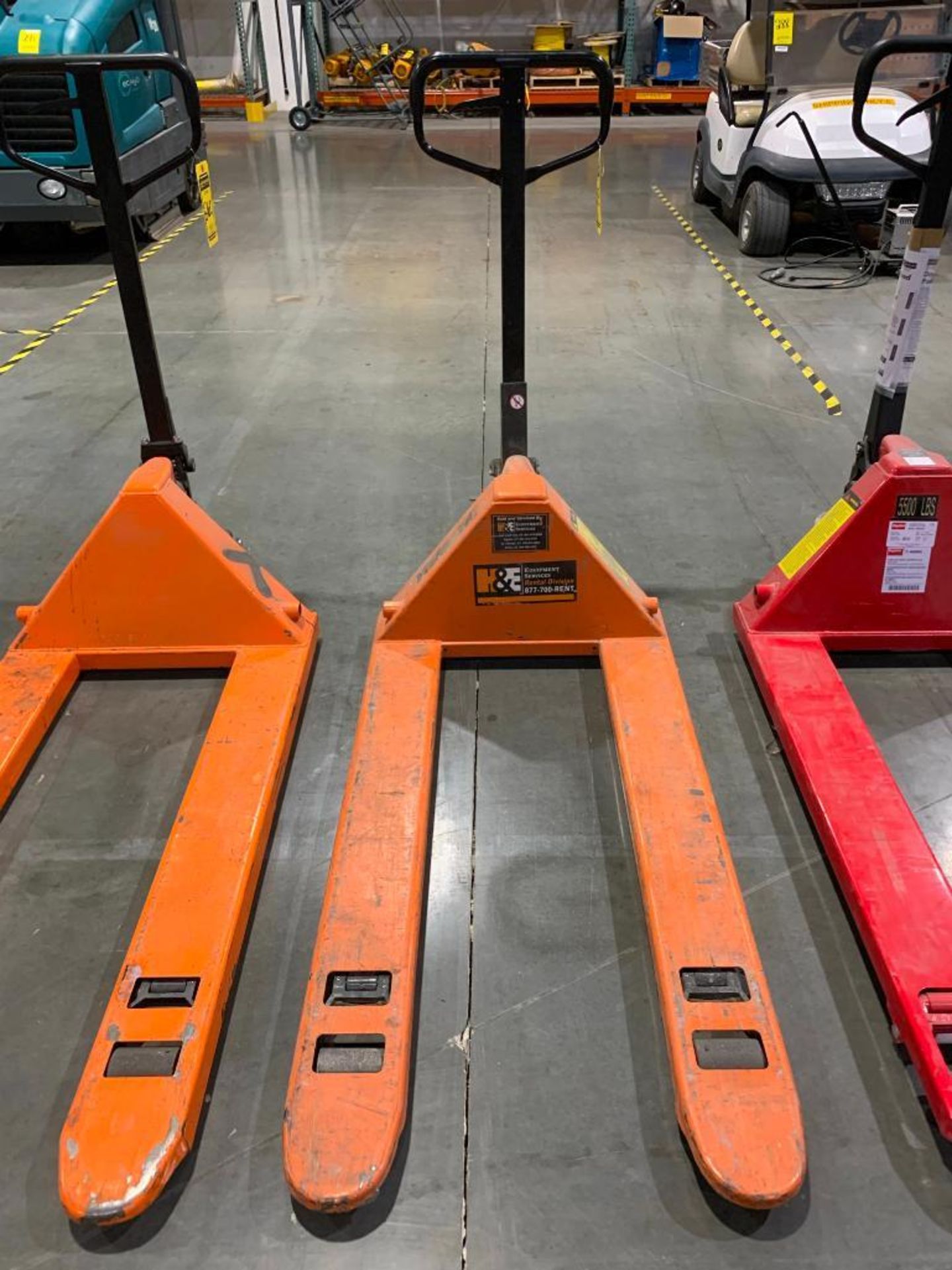 YALE 2,500 KG CAPACITY PALLET JACKS