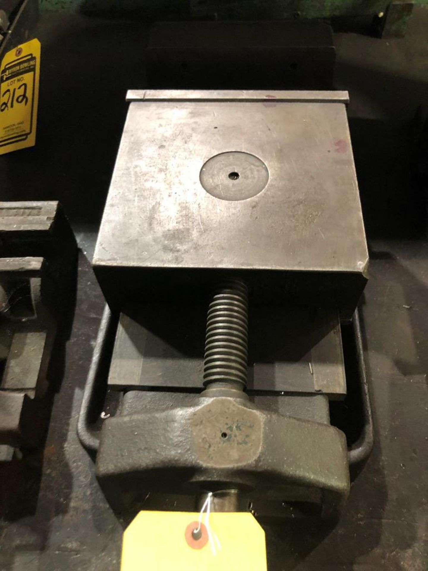 9'' MACHINE VISE