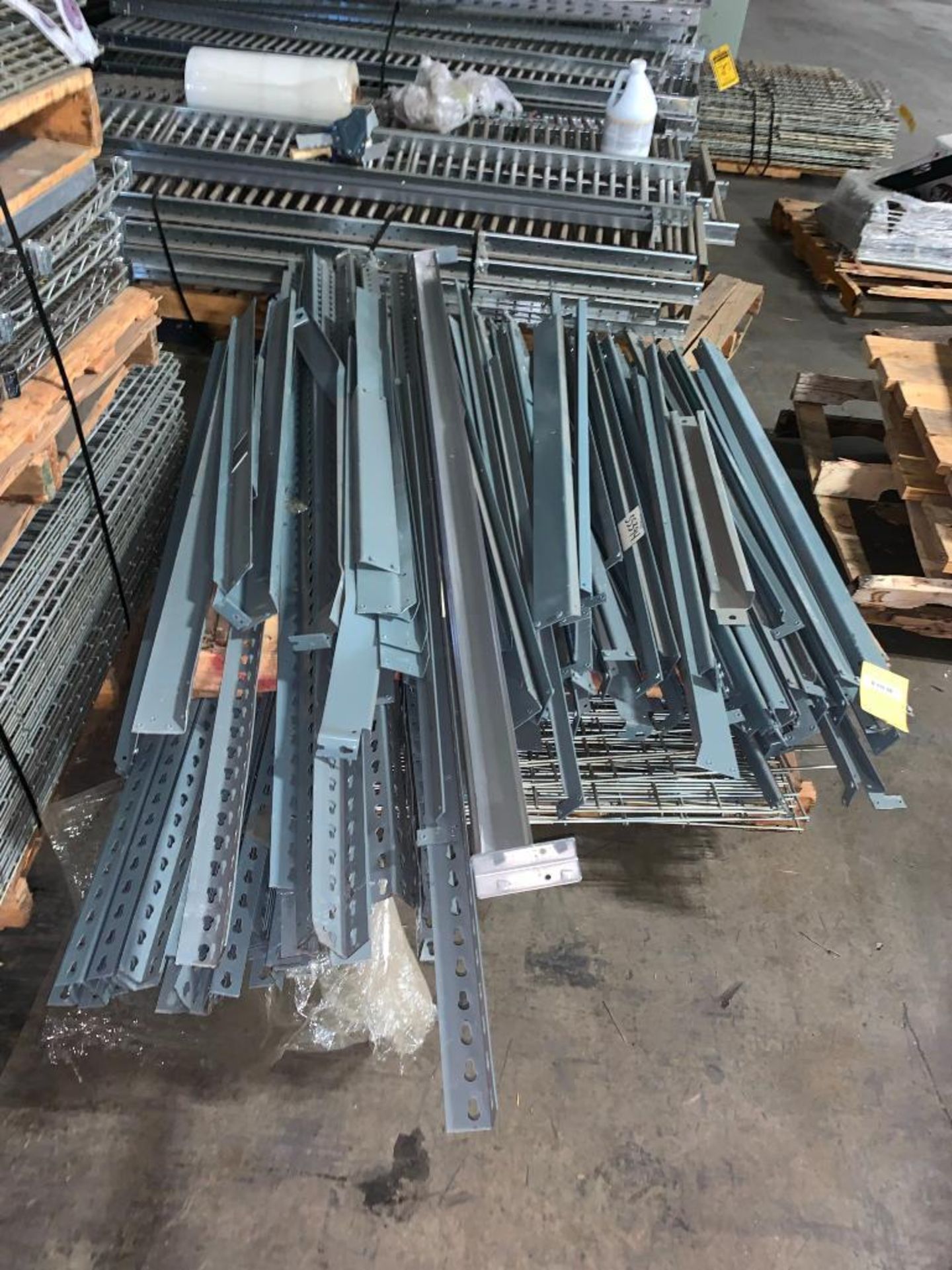 (70X) RIVET RACK CROSSBEAMS, 2-3/4'', 1'' X 24'' & 48'', (10) 24'' X 48'' WIRE DECKING - Image 2 of 2