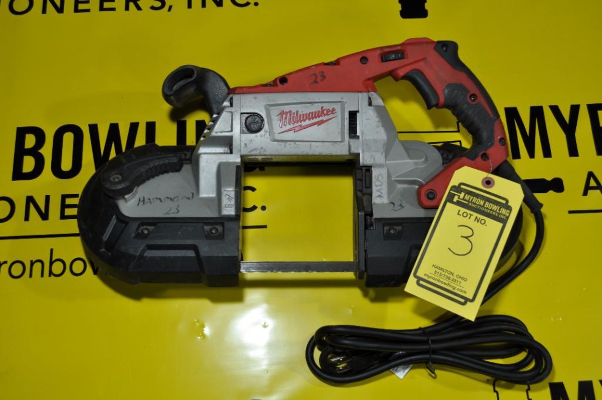 MILWAUKEE 6232-20 DEEP CUT BAND SAW, 120 VAC