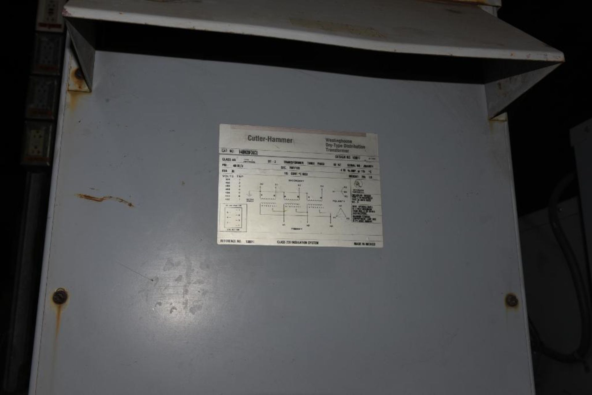 CUTLER-HAMMER/WESTINGHOUSE DRY TYPE DISTRIBUTION TRANSFORMER, CAT. NO. V48M28F30CU, KVA: 30, HIGH VO - Image 3 of 3