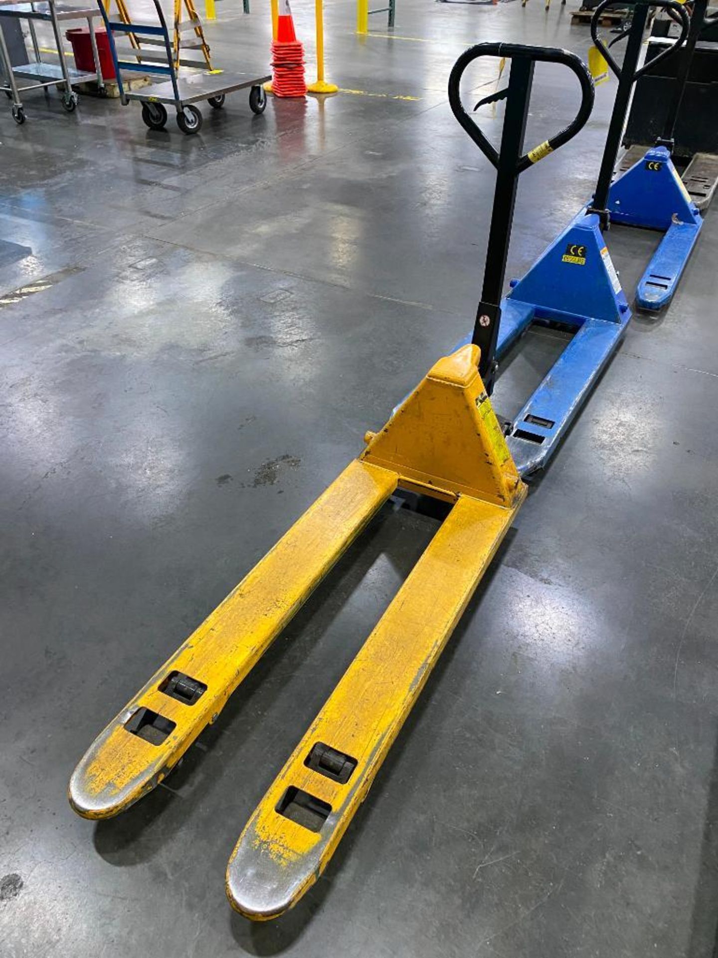 ULINE 5,500 LB. PALLET JACK, 27'' WIDE - Image 2 of 2