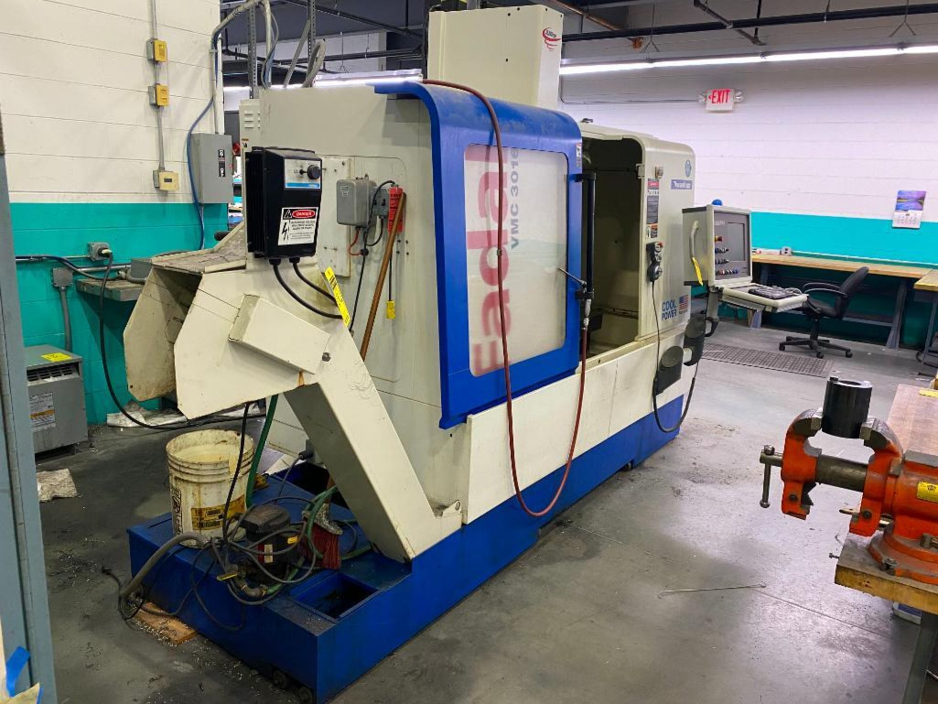 2005 FADAL VMC 3016 VERTICAL MILL & TOOLING VIDMAR CABINET, W/ ASSORTED TOOLING , 30'' X 72'' MAPLE - Image 2 of 14