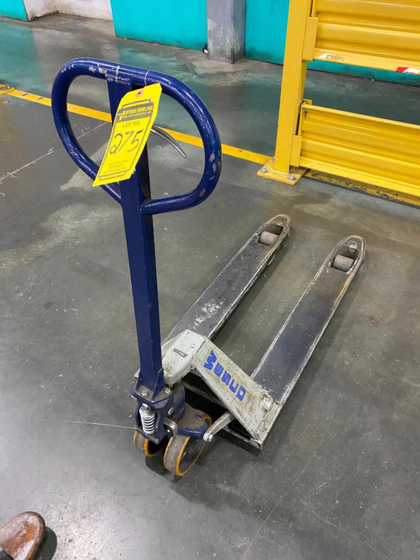 WESCO 5,500 LB. PALLET JACK, 22'' WIDE