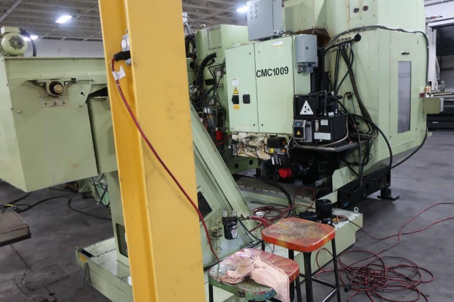 2000 FANUC ROBODRILL A-T14IB VERTICAL MACHINING CENTER, 4TH & 5TH AXIS INTERFACE, 14-POSITION ATC, 1 - Image 3 of 6