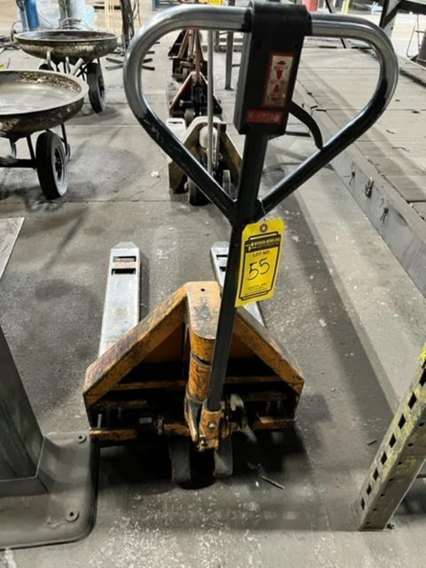 ROL LIFT 5,500 LB. PALLET JACK - Image 2 of 2