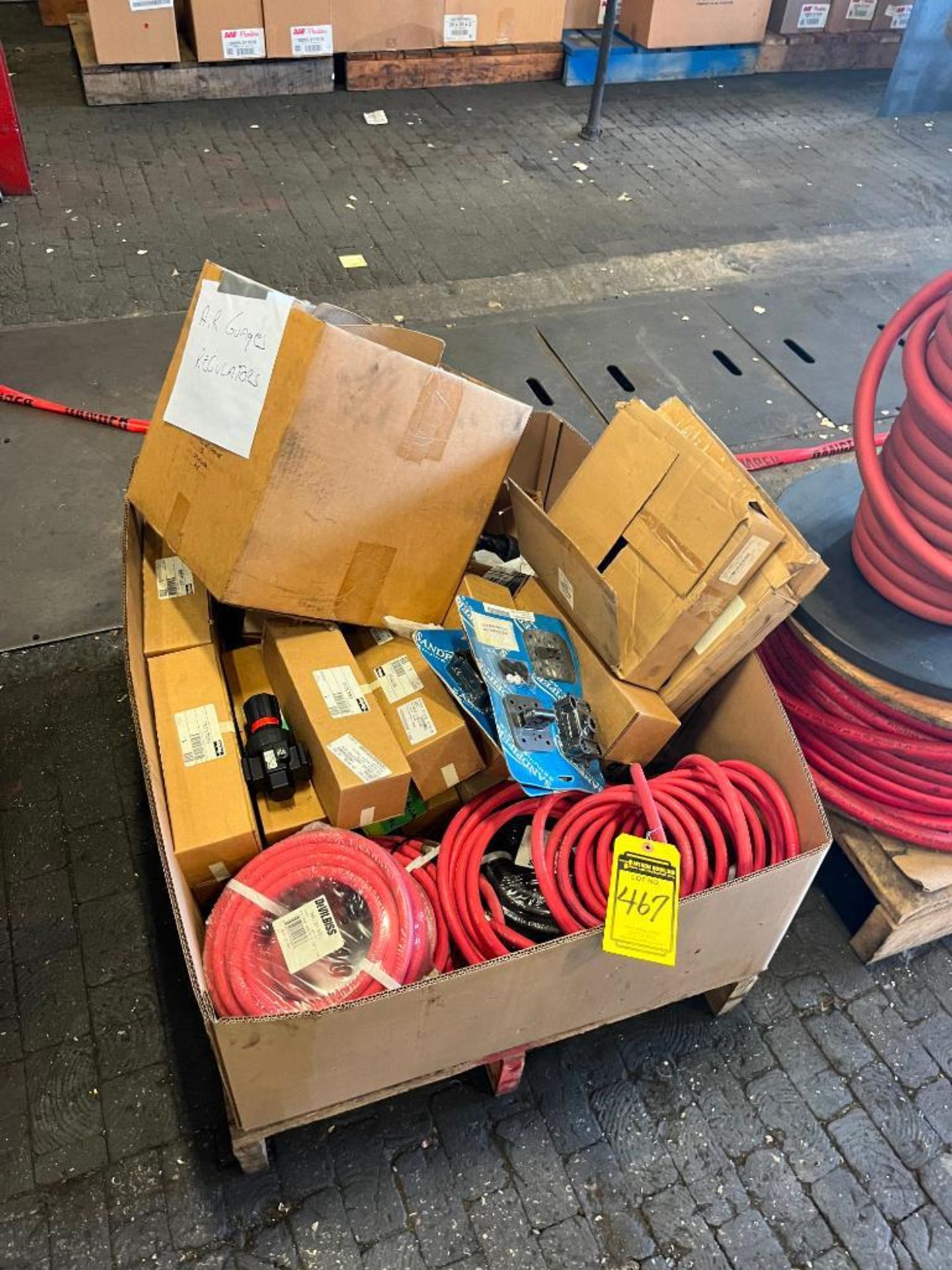 (3) SKID OF ASSORTED AIR HOSE & AIR HANDLING COMPONENTS